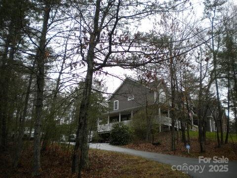 Mars Hill, North Carolina 28754, United States, 4 Bedrooms Bedrooms, ,5 BathroomsBathrooms,Residential,Active,115106