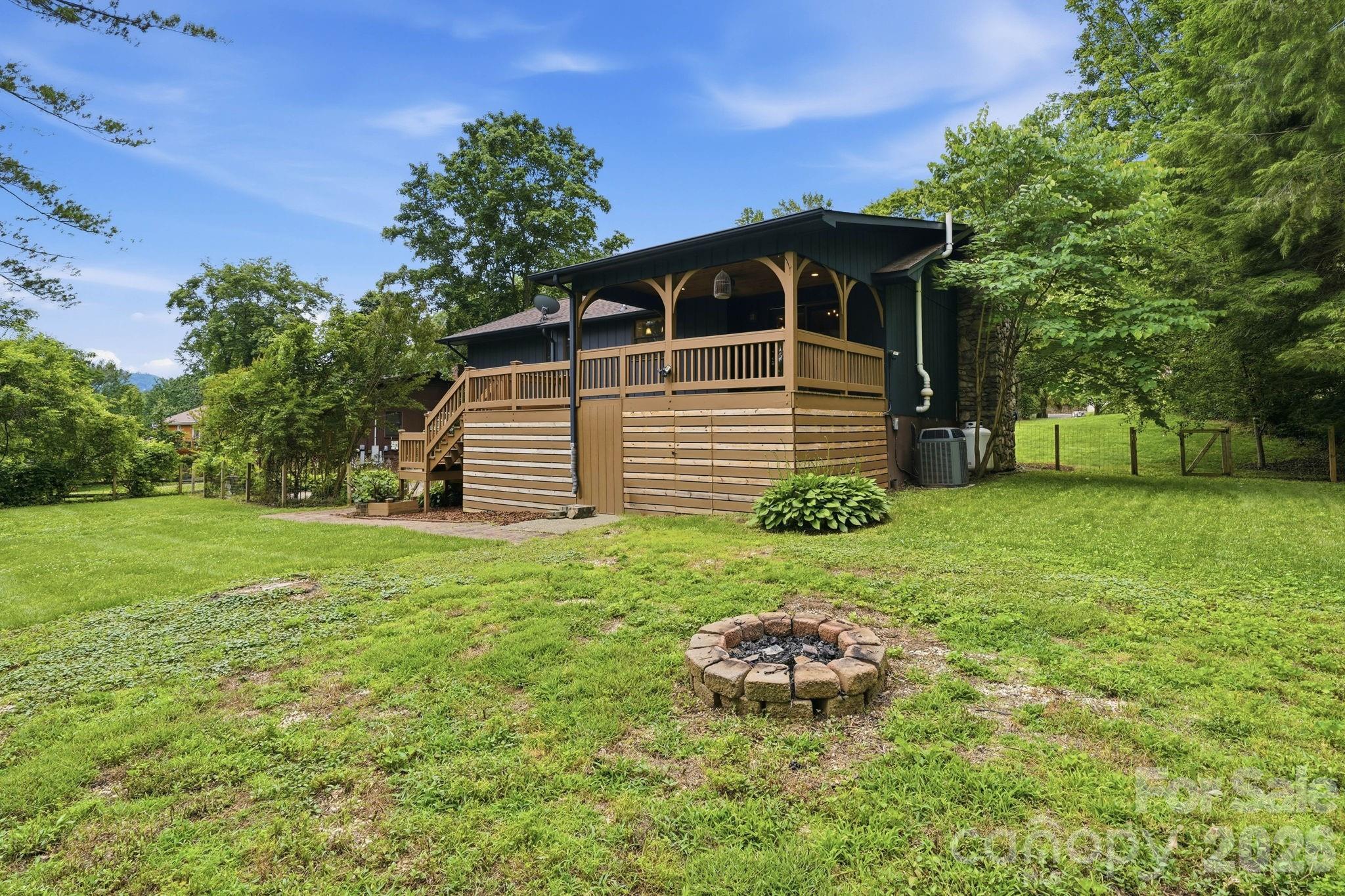 337 Woody Lane