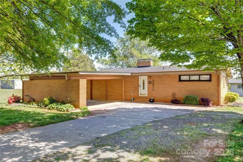 2004 Grandhaven Drive Concord NC 28027
