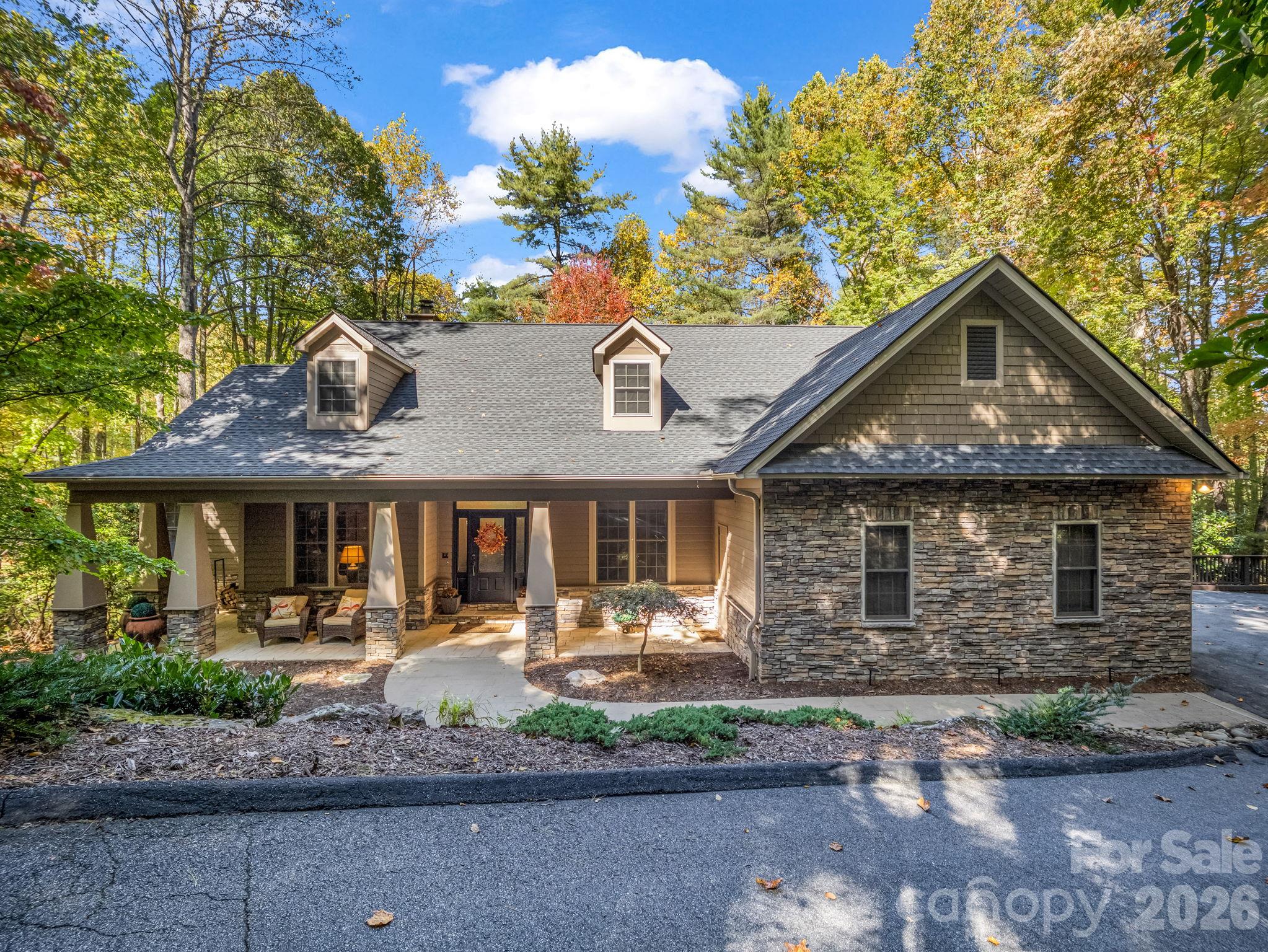 1349 Salola Lane