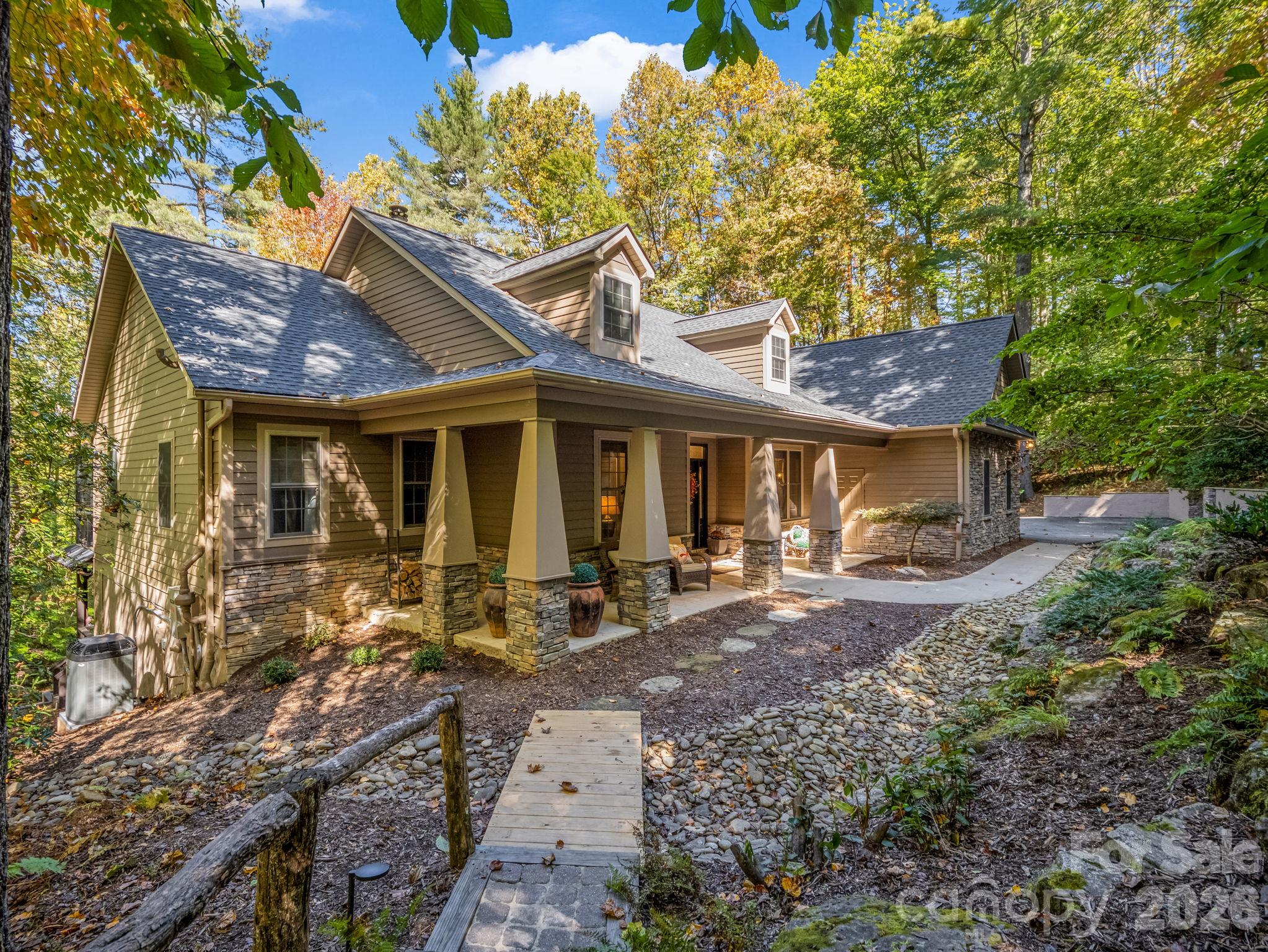 1349 Salola Lane