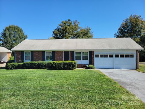2516 Dalebrook Drive 3 Charlotte NC 28216
