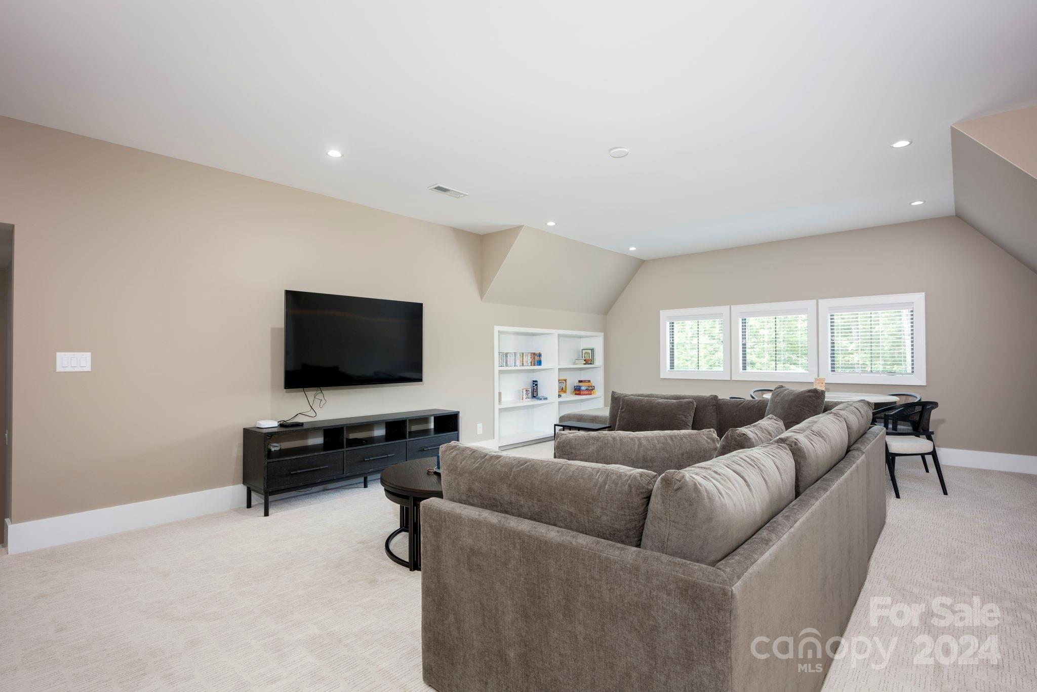 Narrow Passage - Residential