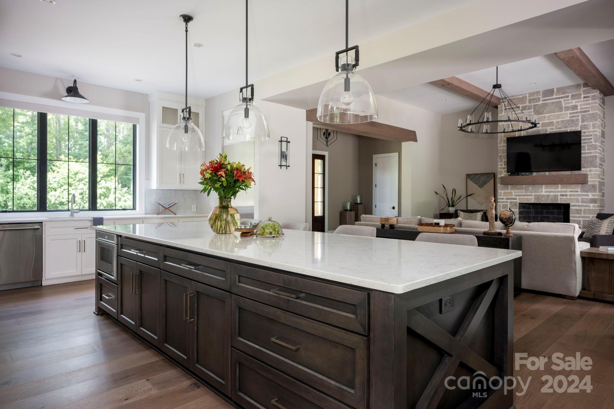 Narrow Passage - Residential