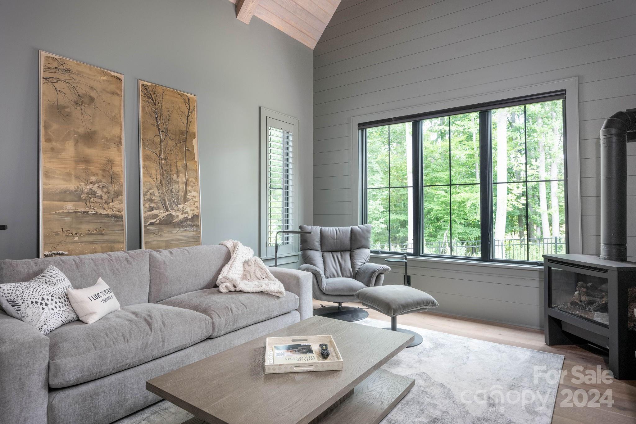 Narrow Passage - Residential