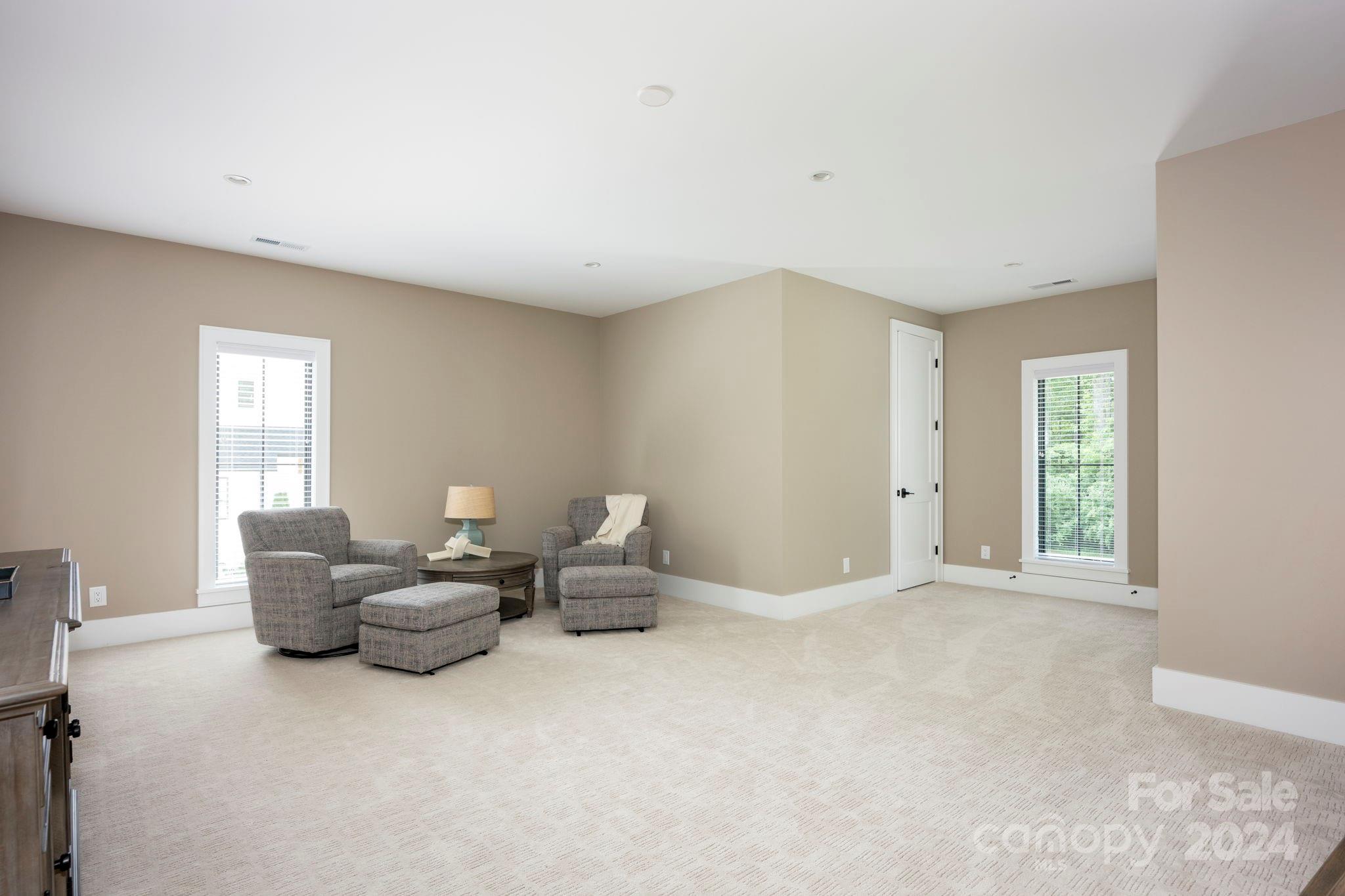 Narrow Passage - Residential