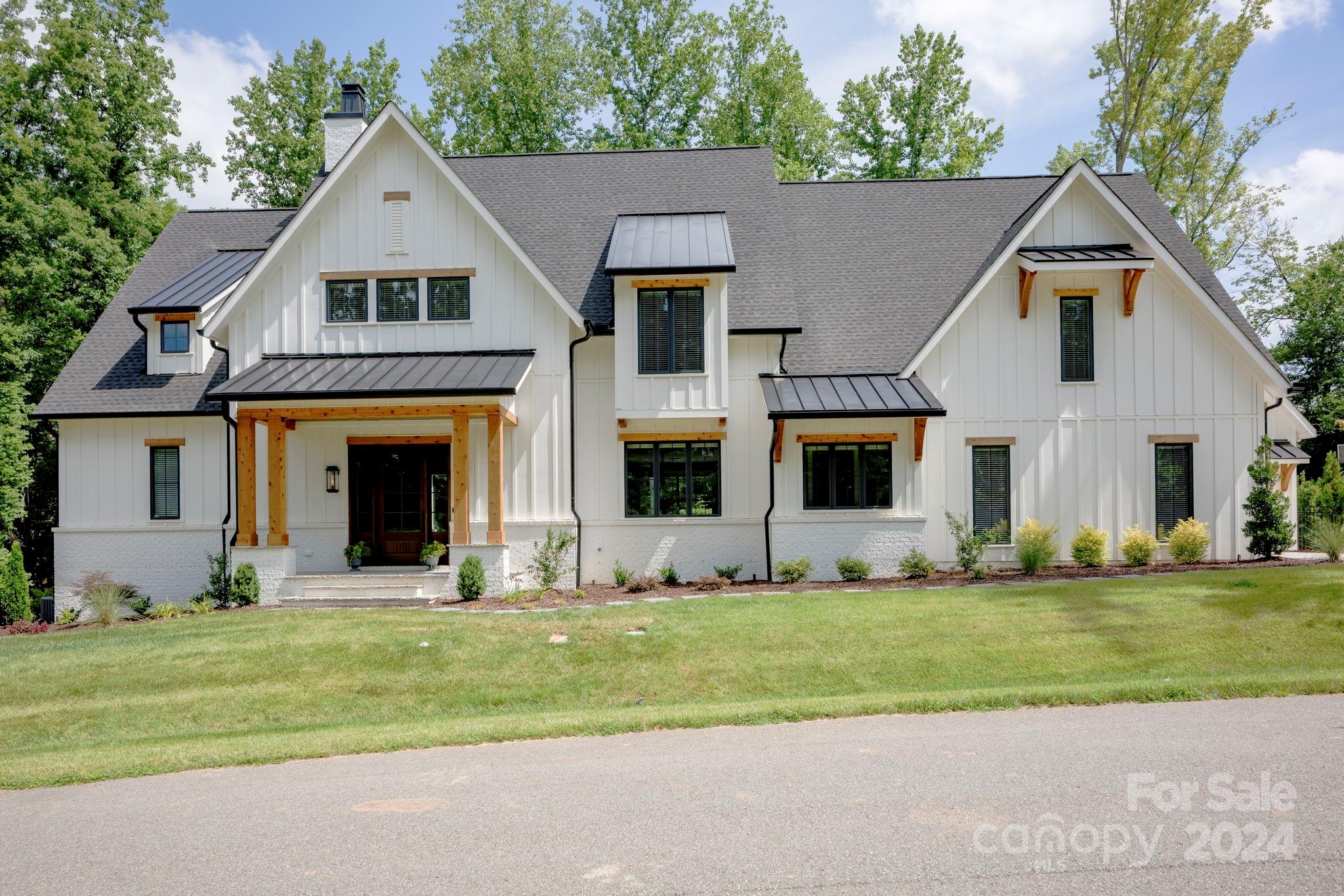 Narrow Passage - Residential