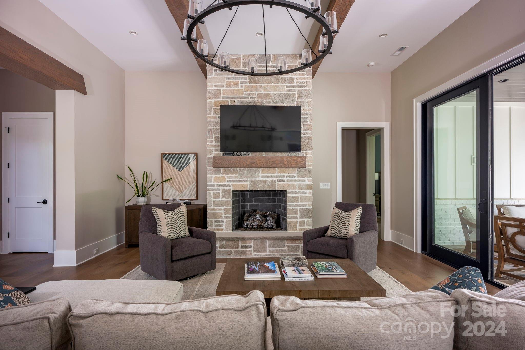 Narrow Passage - Residential