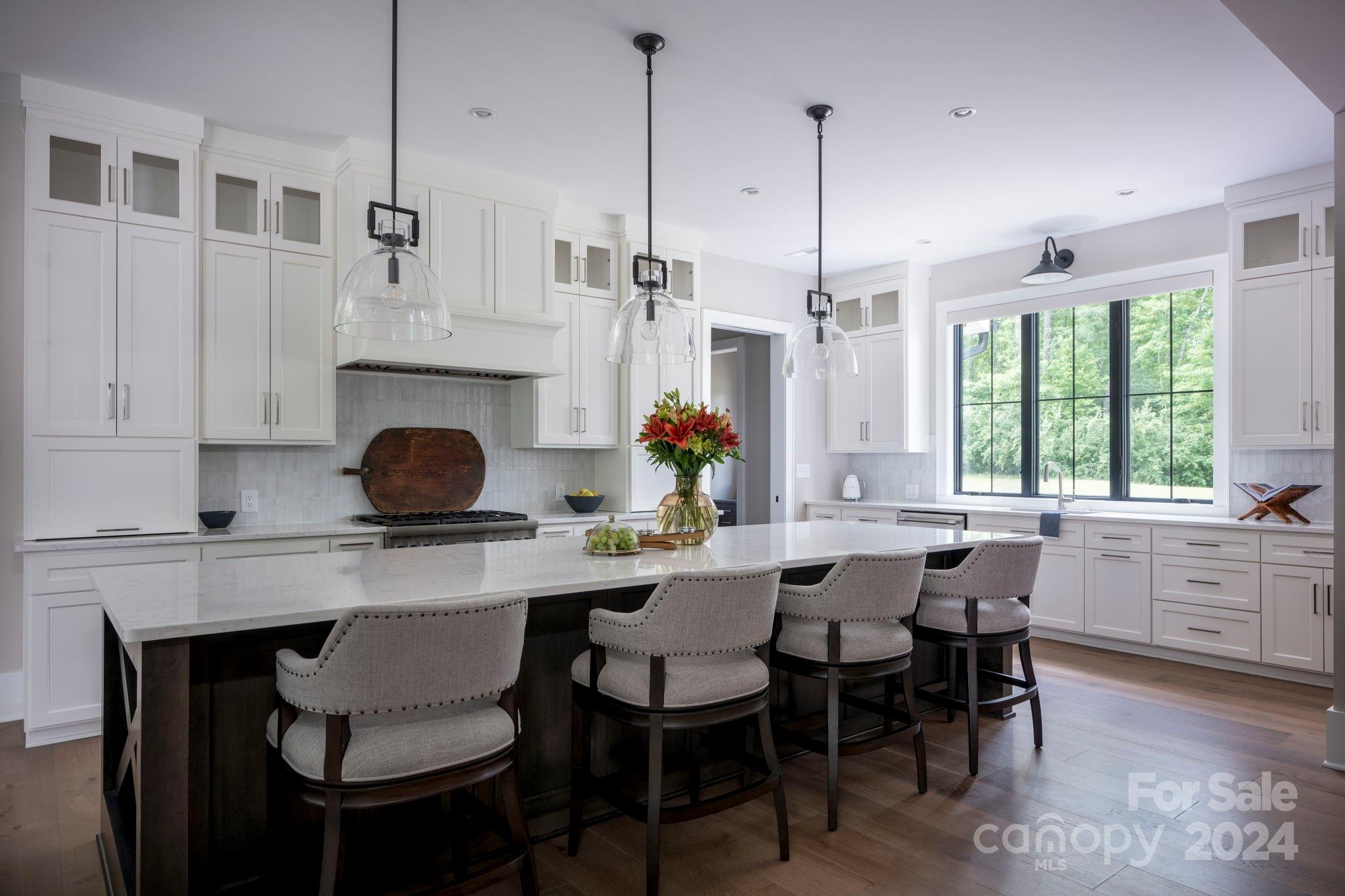 Narrow Passage - Residential