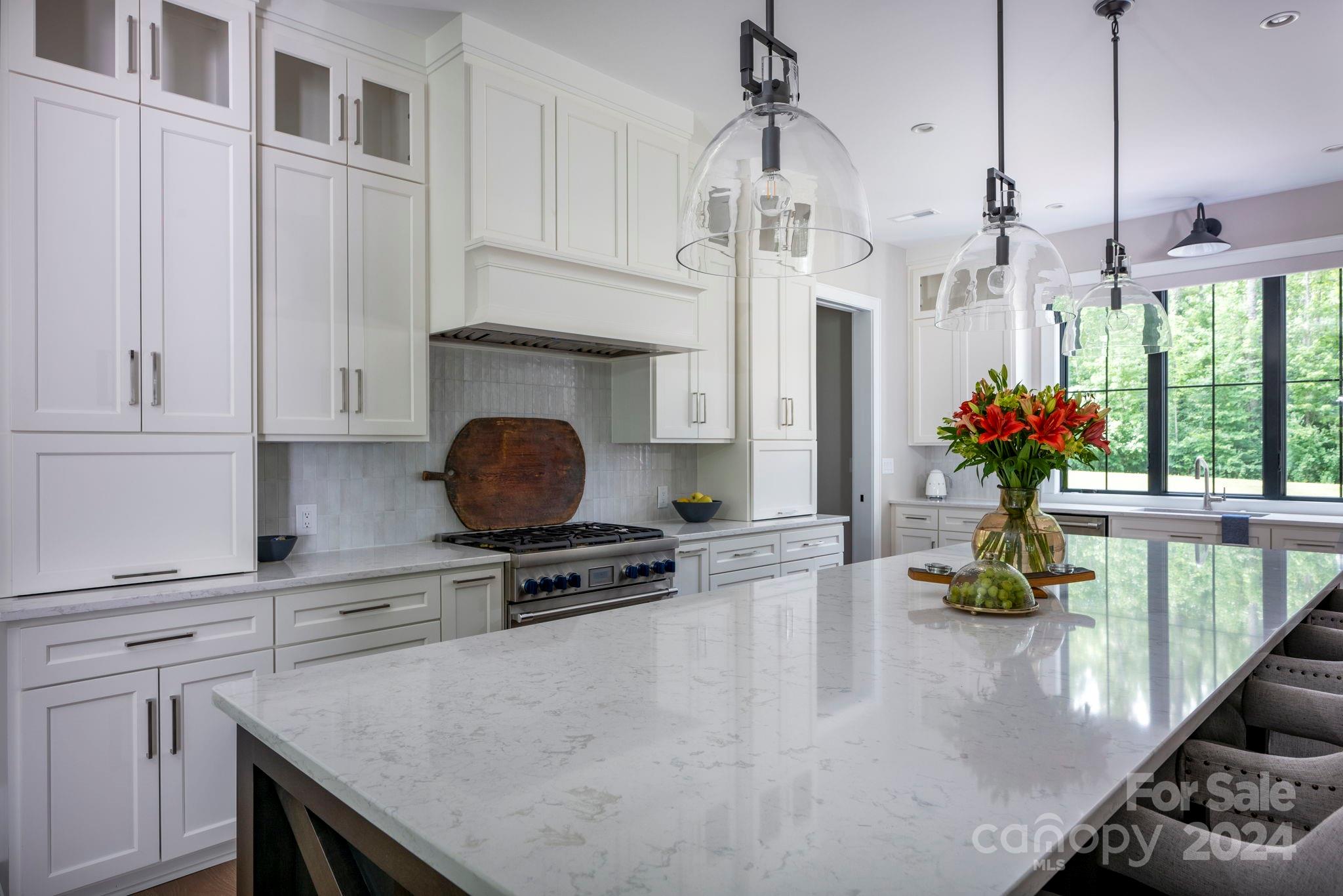 Narrow Passage - Residential