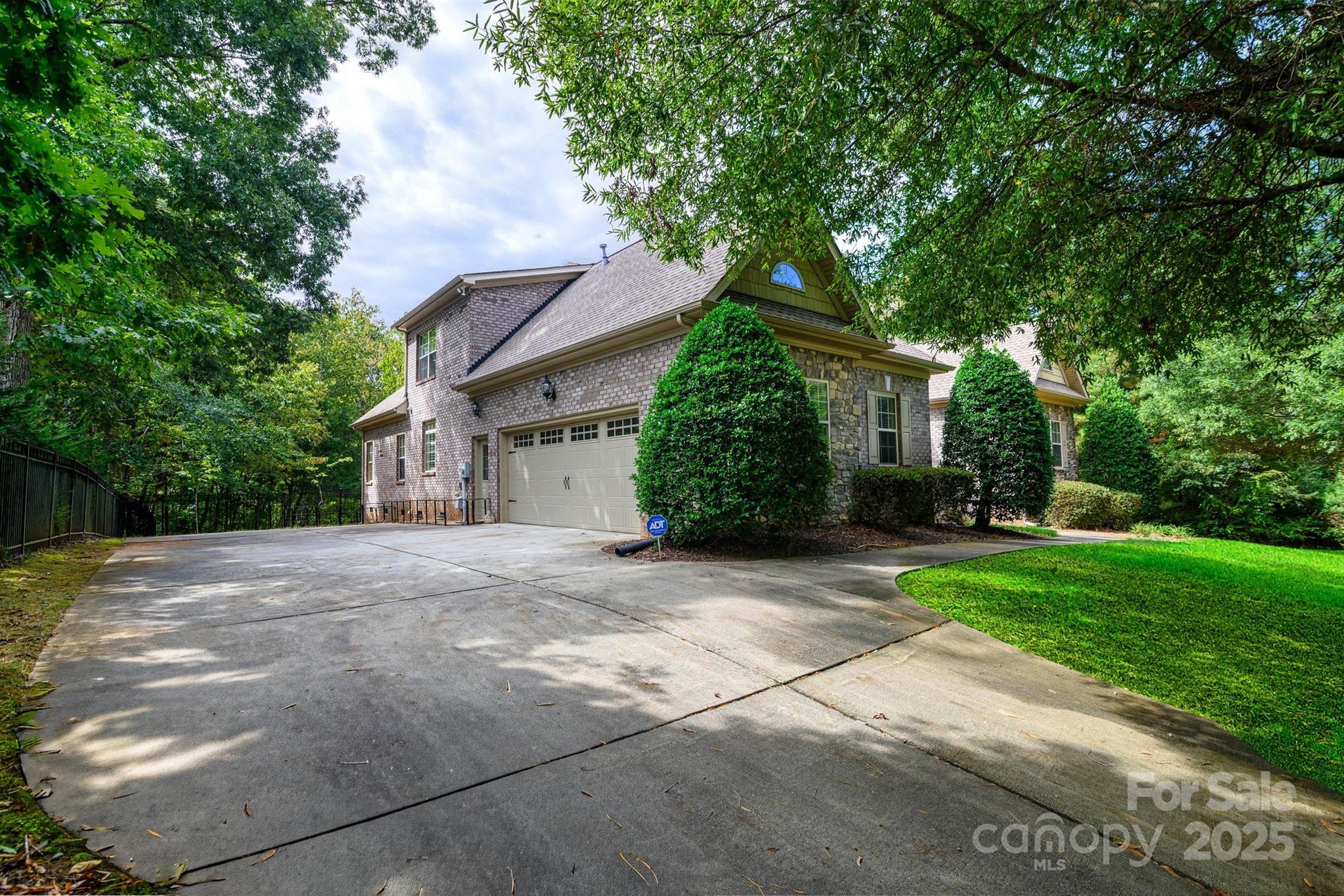 4020 Lingen Lane