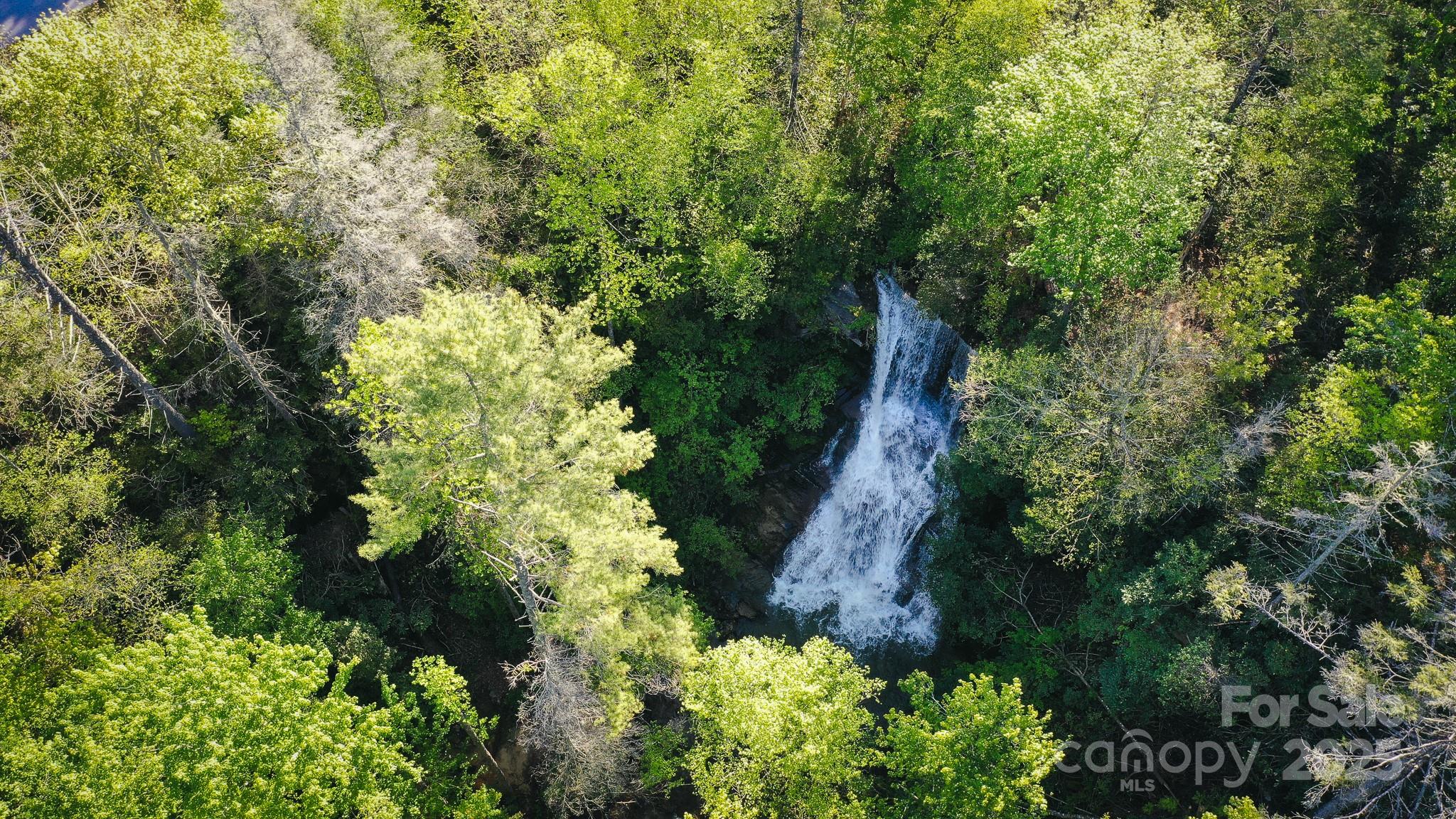Round Mountain Falls - Land