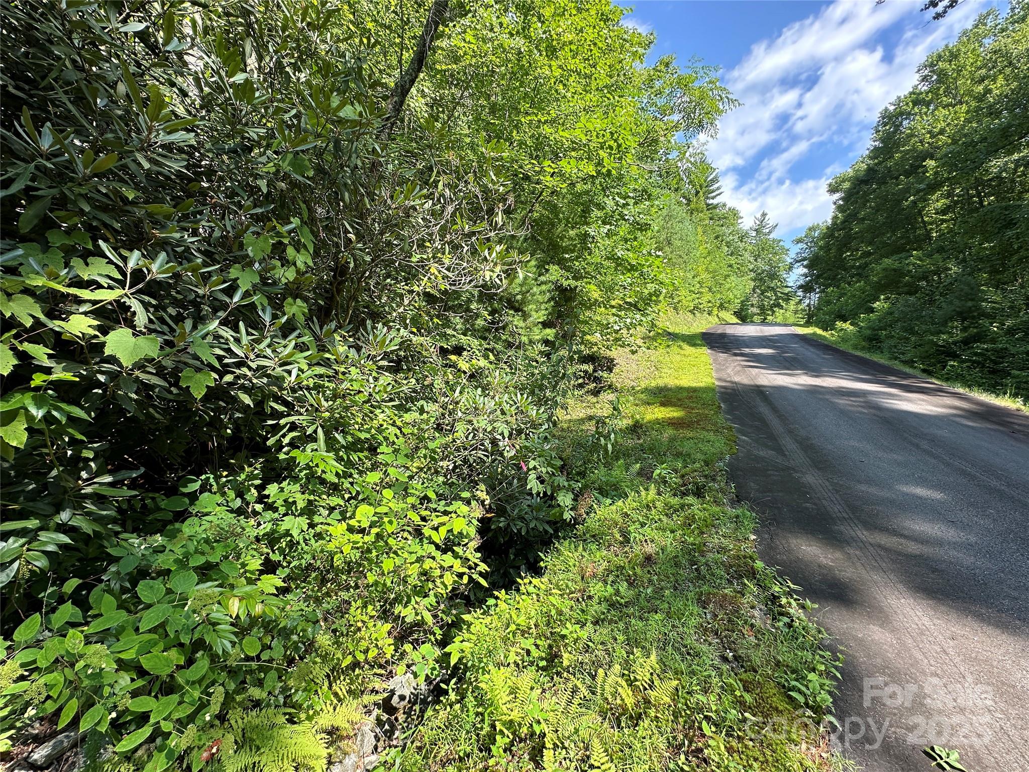 Round Mountain Falls - Land