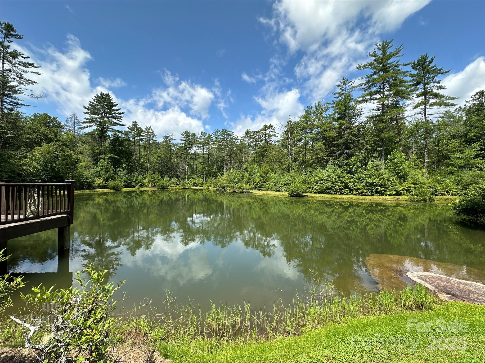 Round Mountain Falls - Land