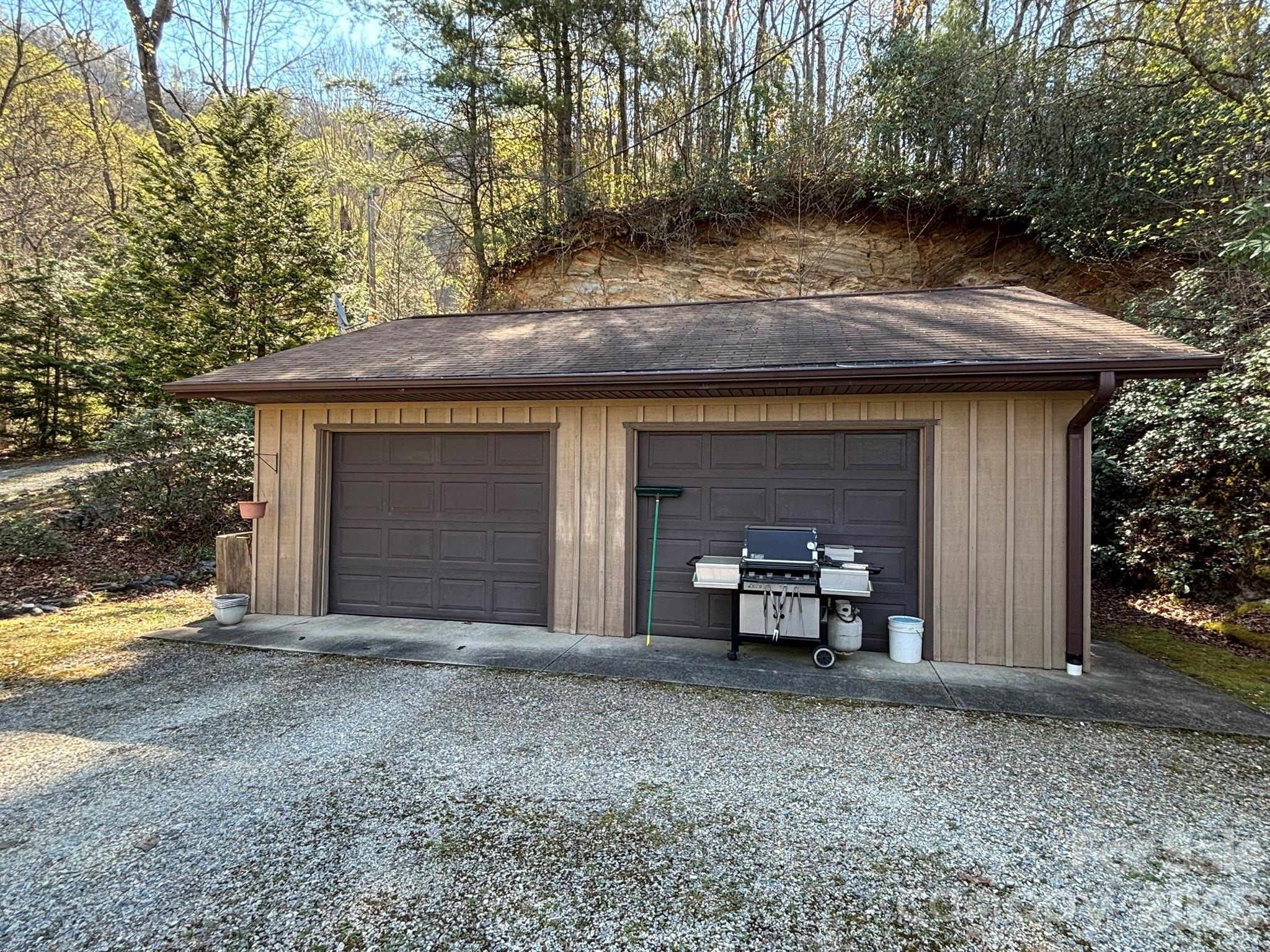 Bear Cove - Residential