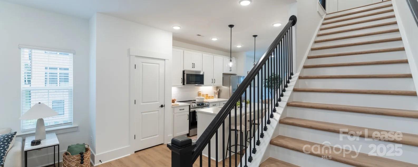 Rozzelles Ferry Rd Townhomes - Residential Lease