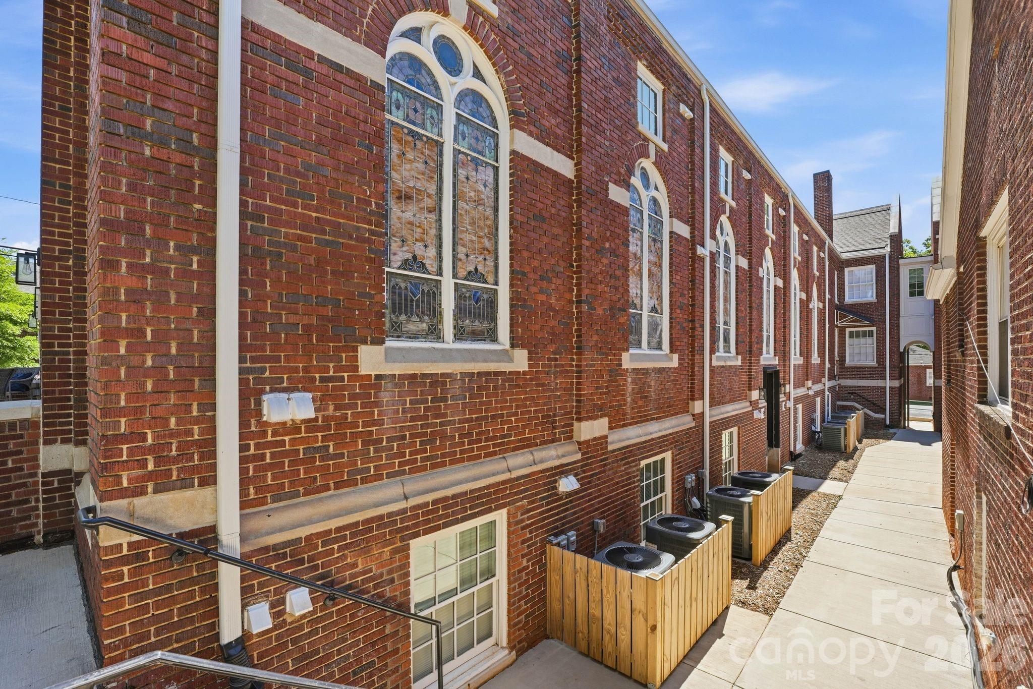 The Arches - Residential