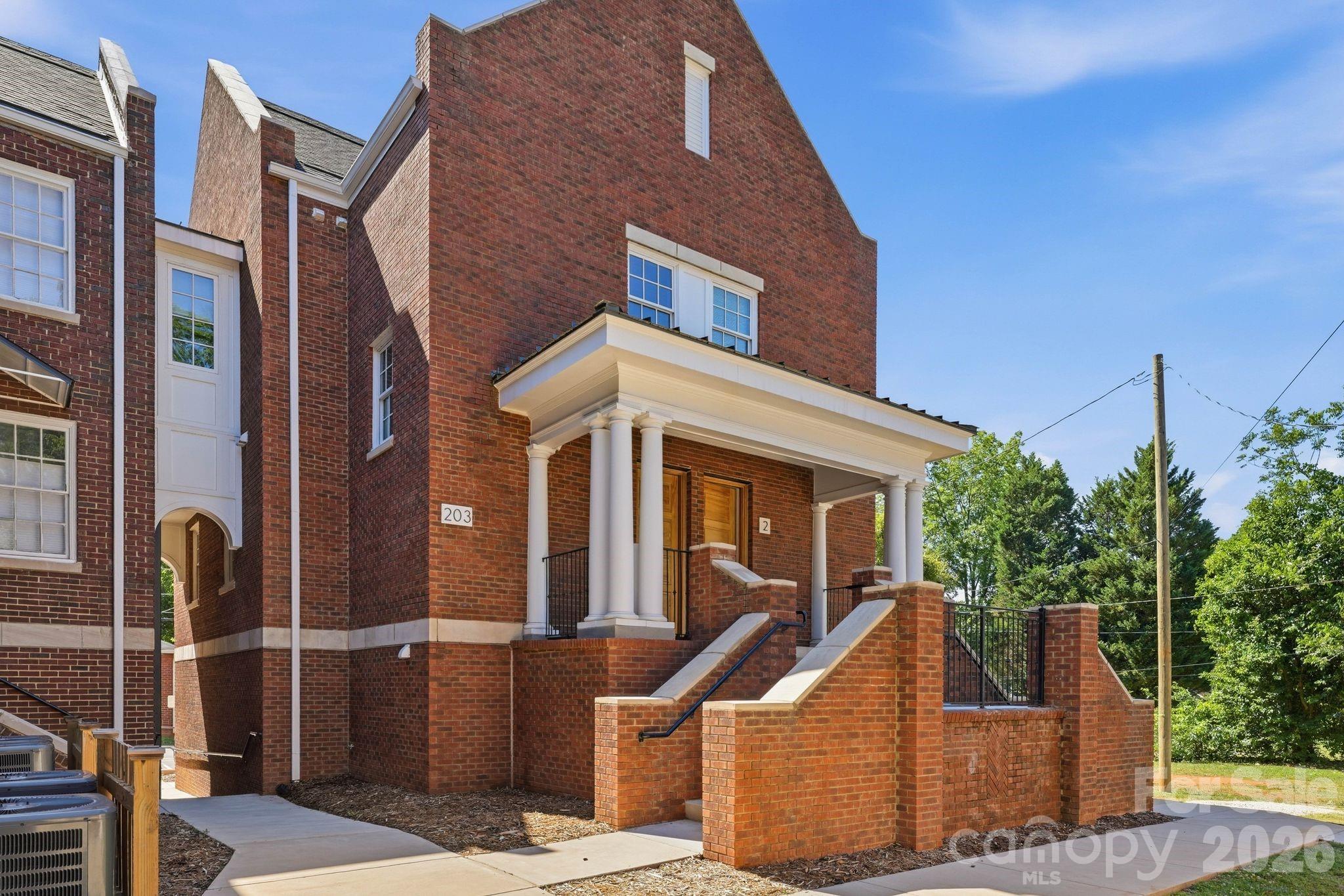 The Arches - Residential