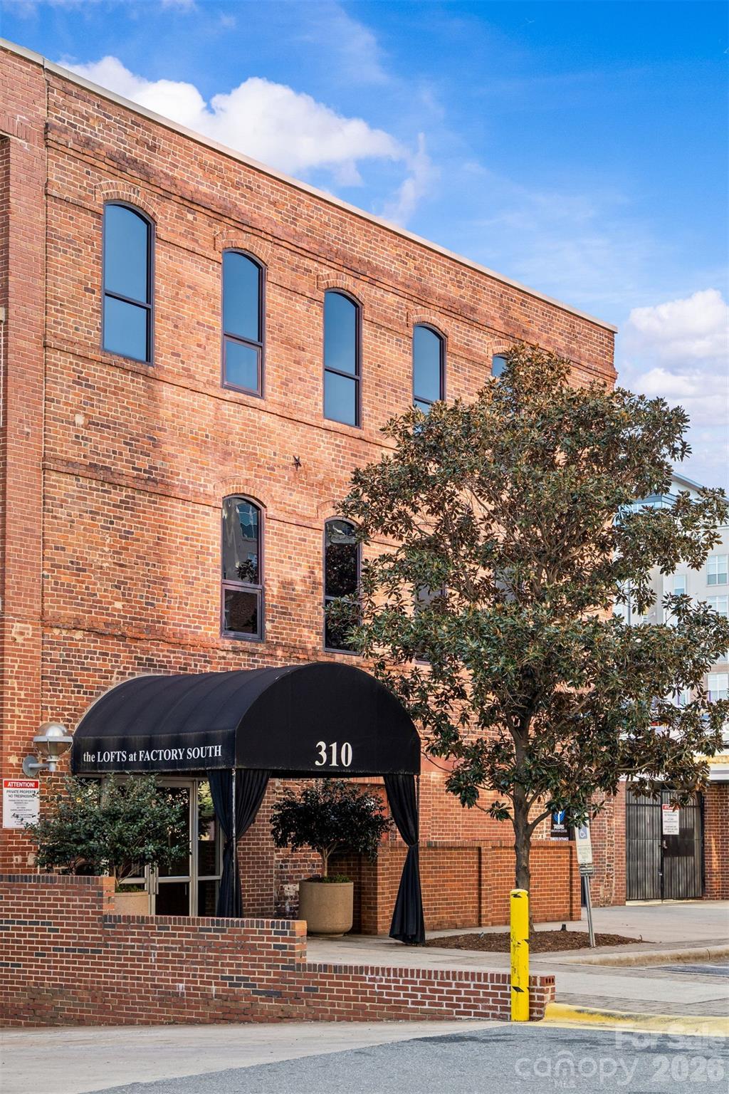 310 Arlington Avenue 204