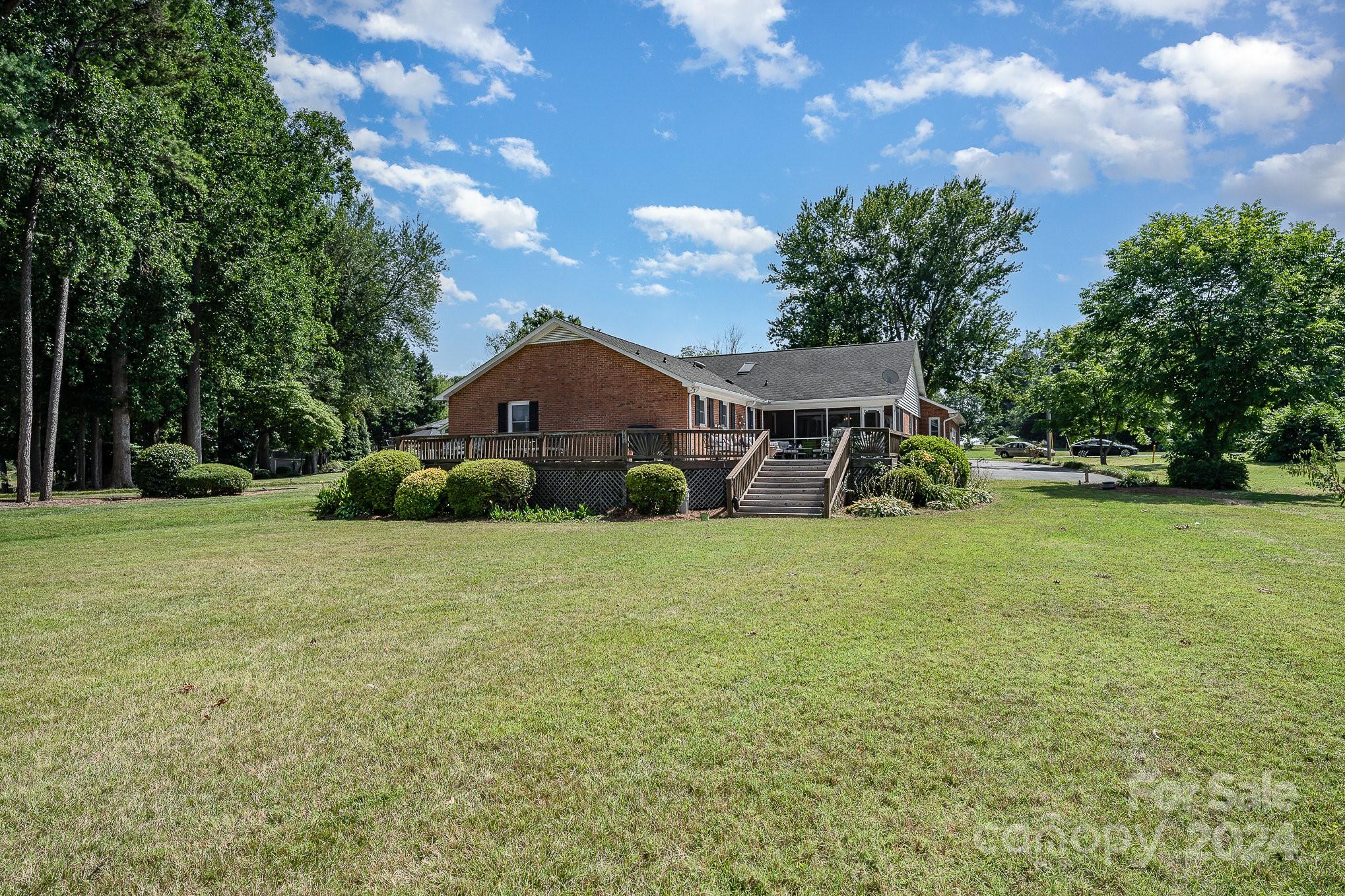 Country Club Shores - Residential