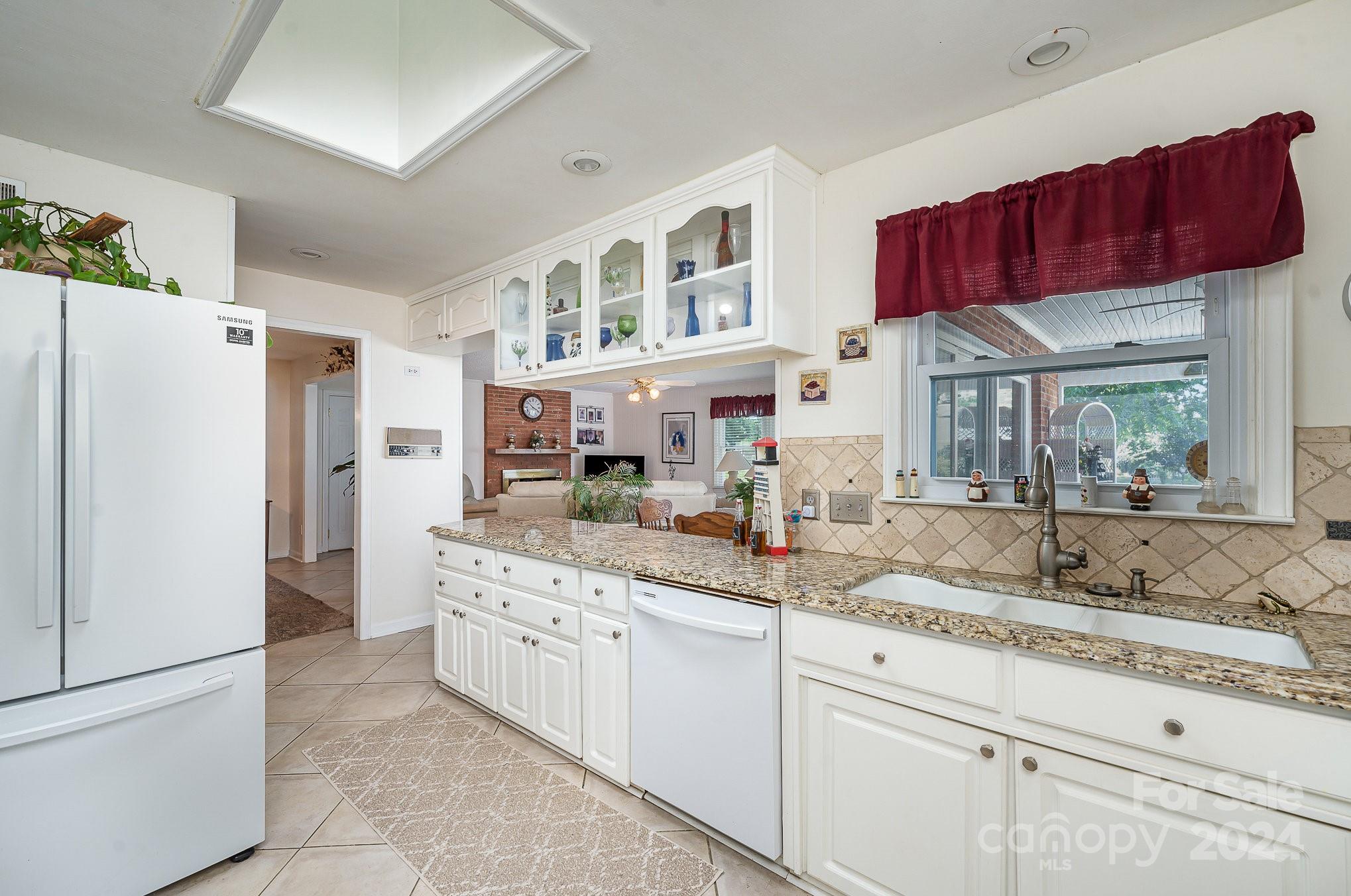 Country Club Shores - Residential