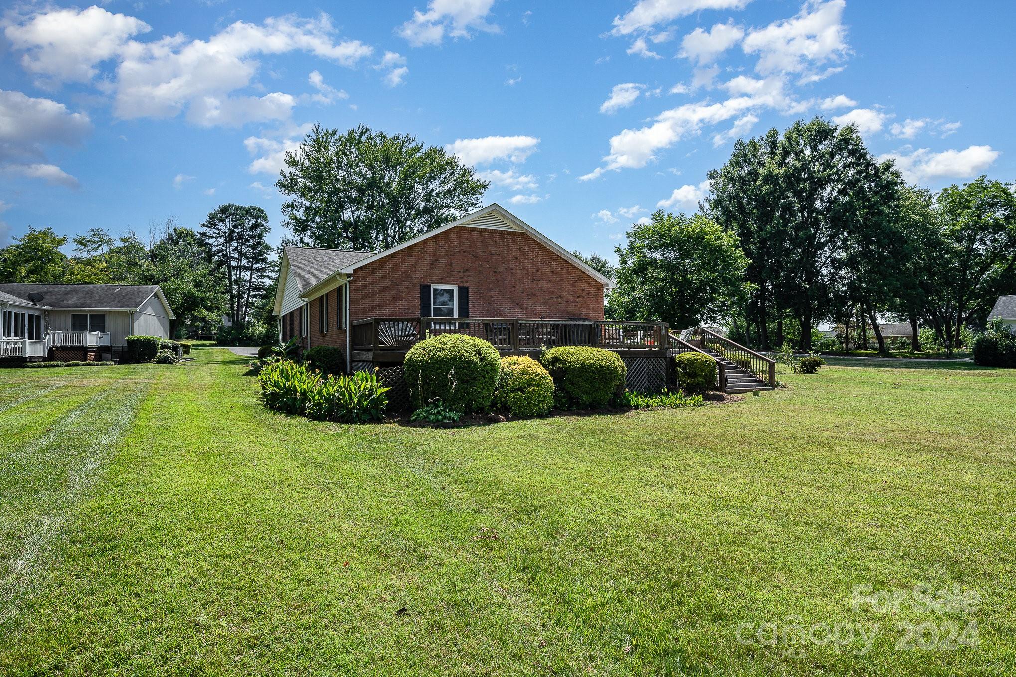 Country Club Shores - Residential