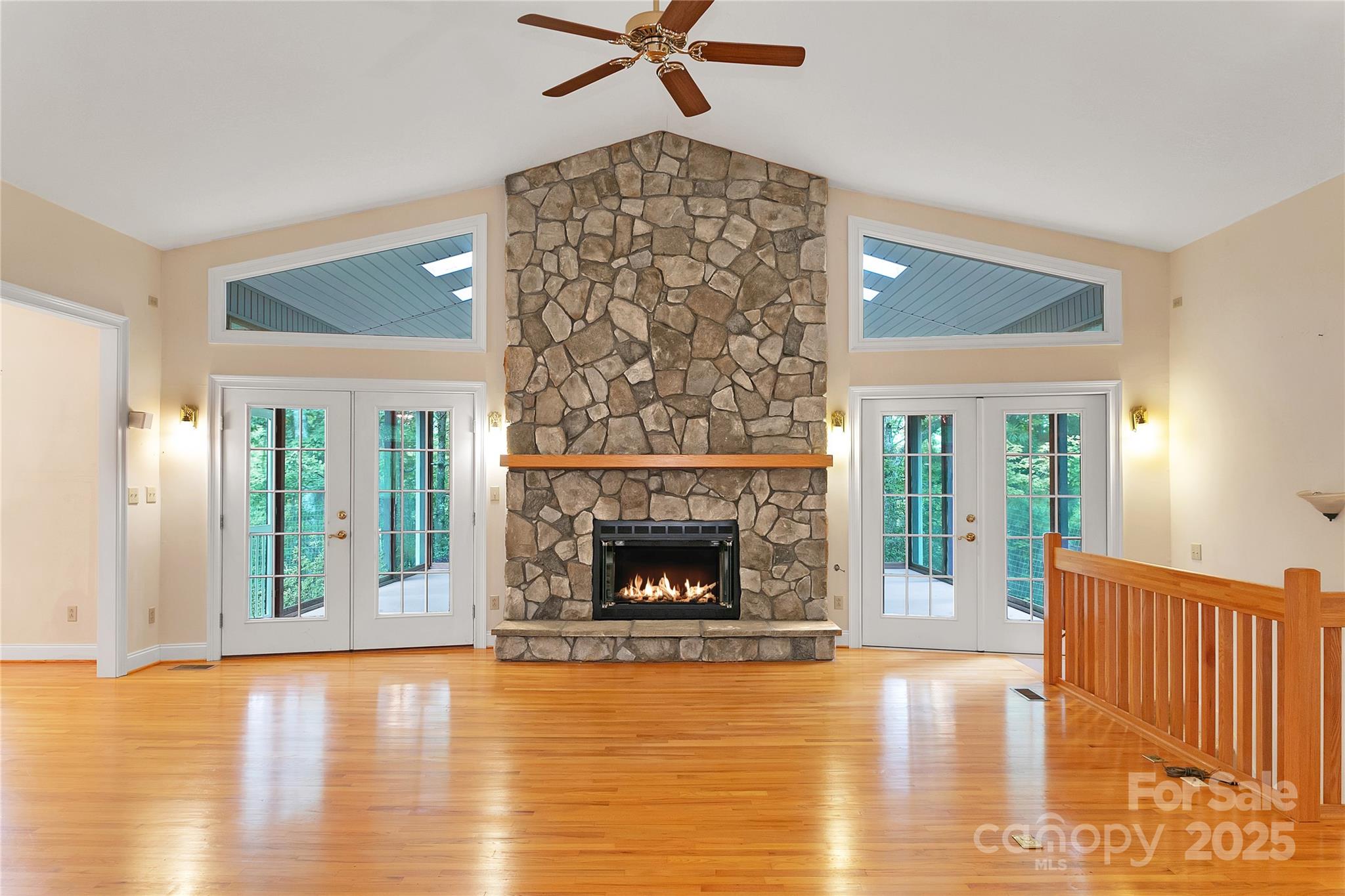 Connestee Falls - Residential