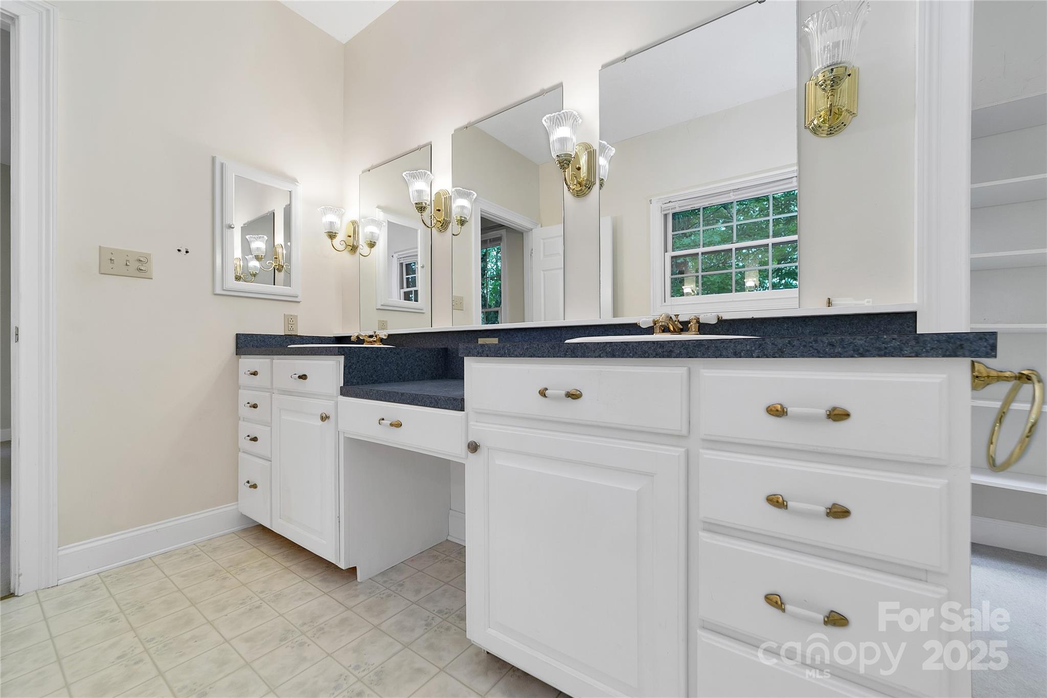 Connestee Falls - Residential