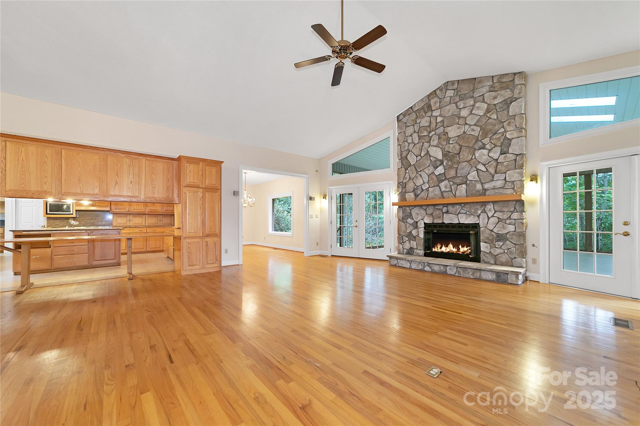 Connestee Falls - Residential