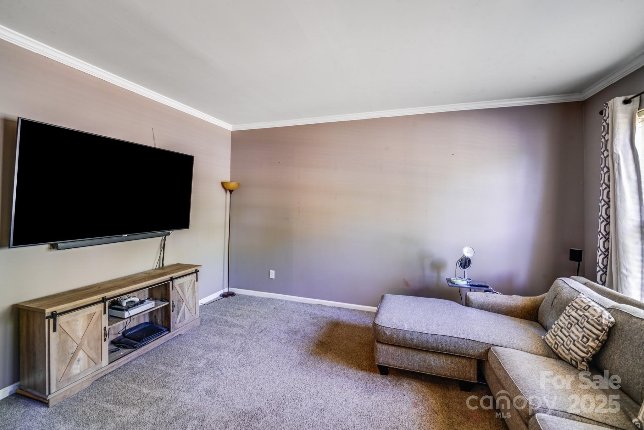 10140 Hawkeye Drive