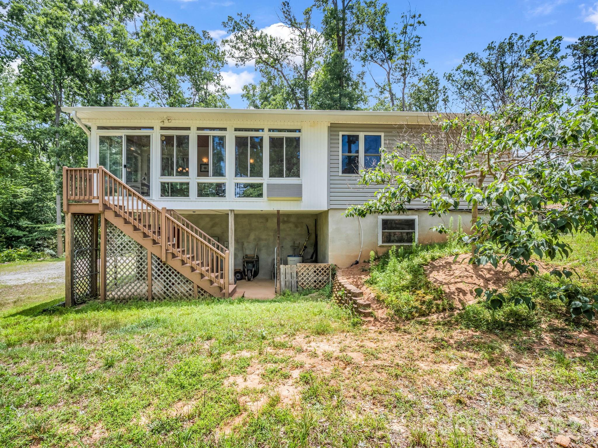 1943 Landrum Road