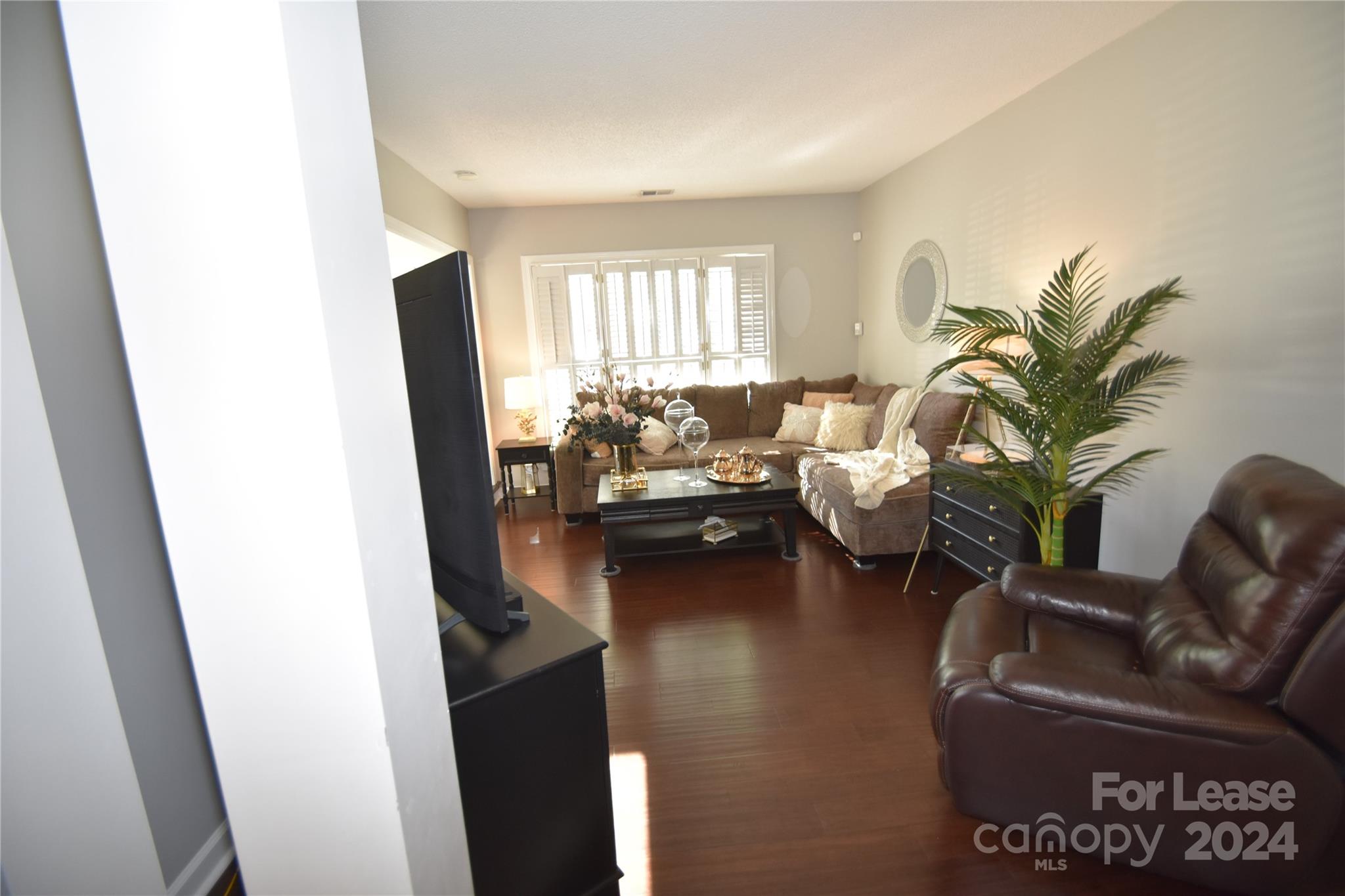 Williamsburg - Residential Lease