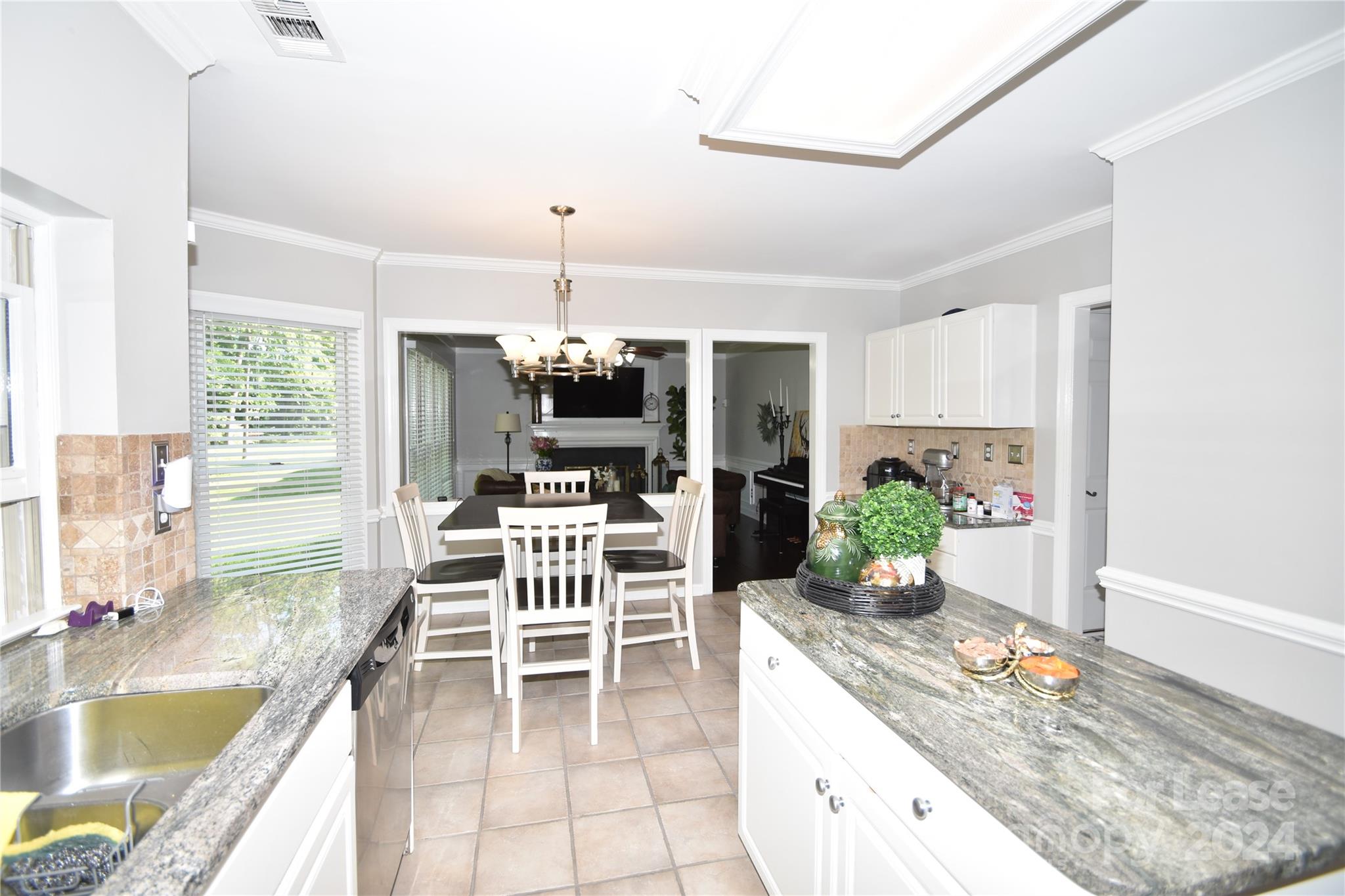 Williamsburg - Residential Lease