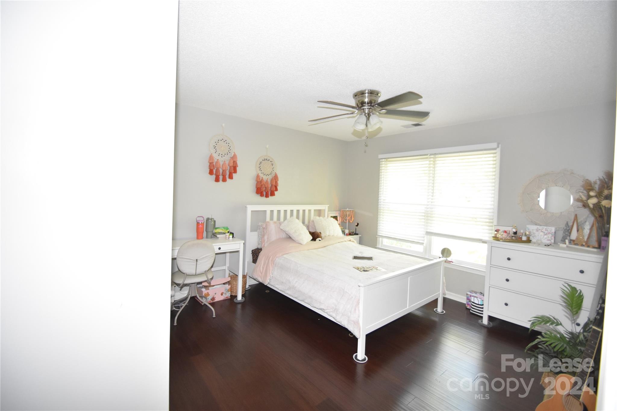 Williamsburg - Residential Lease