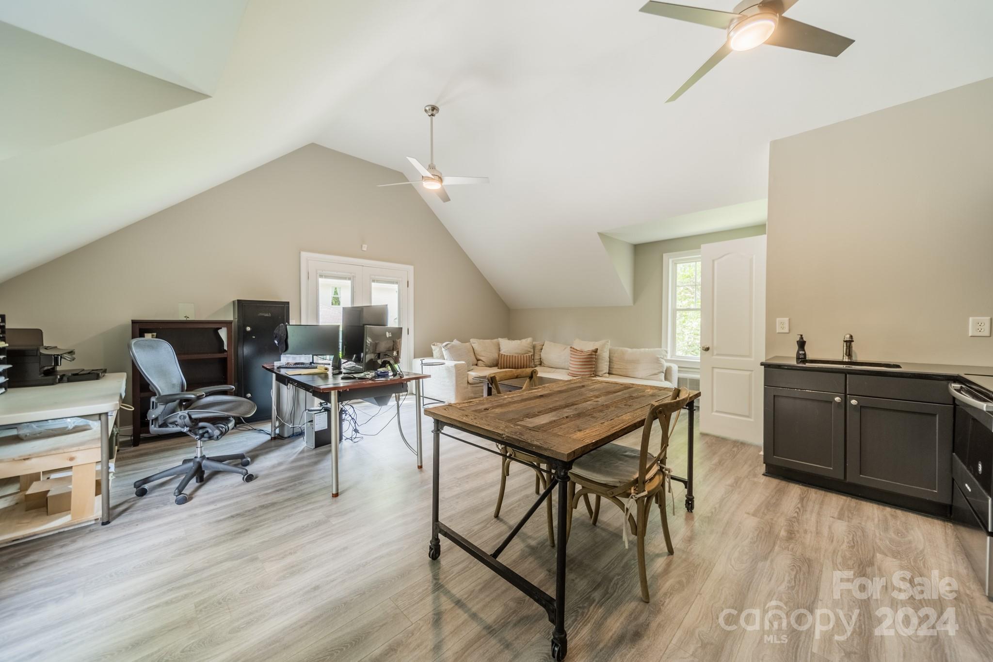 Barclay Downs - Residential