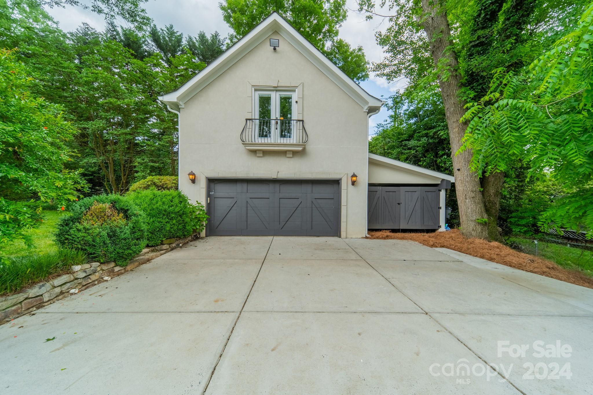 Barclay Downs - Residential