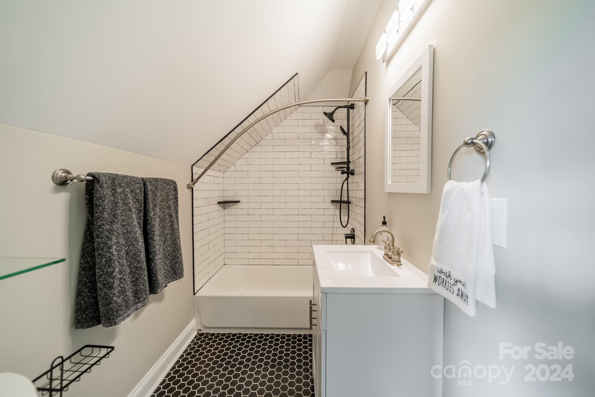 Barclay Downs - Residential