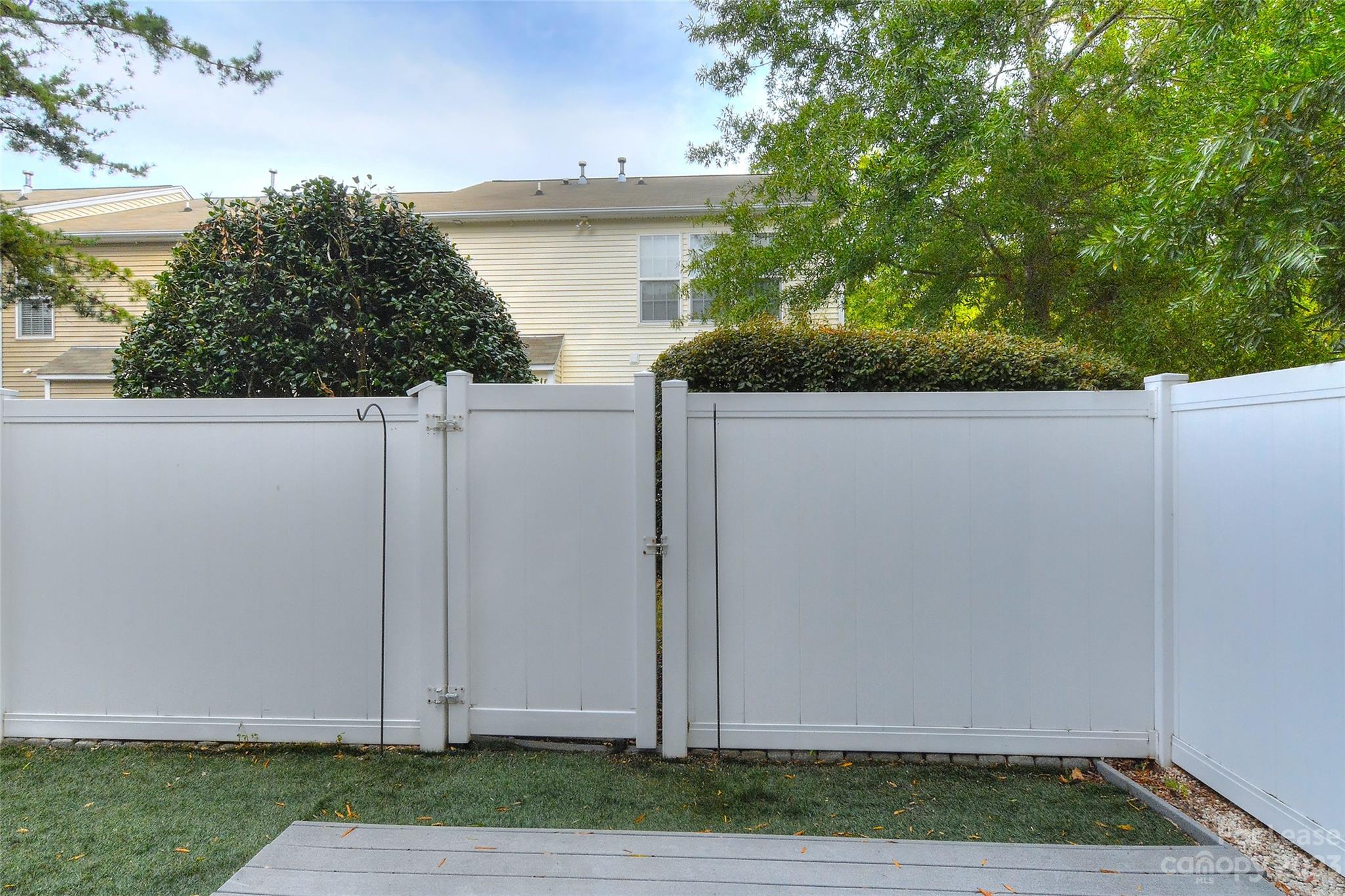 Blakeney Preserve - Residential Lease