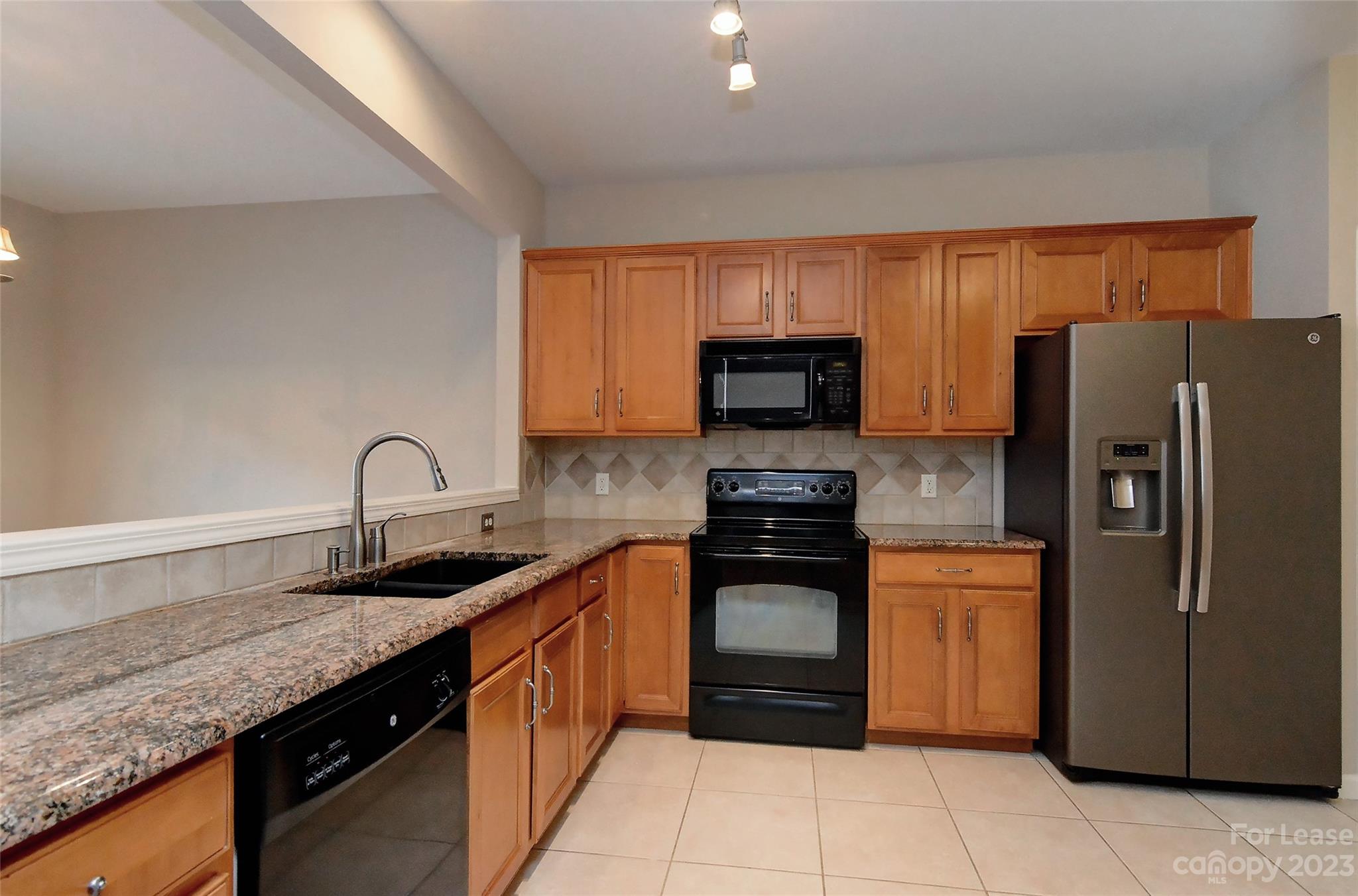 Blakeney Preserve - Residential Lease