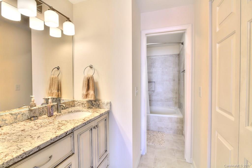 Vineyard Point - Residential