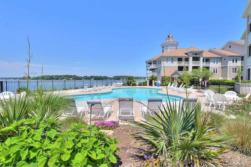 Vineyard Point - Residential