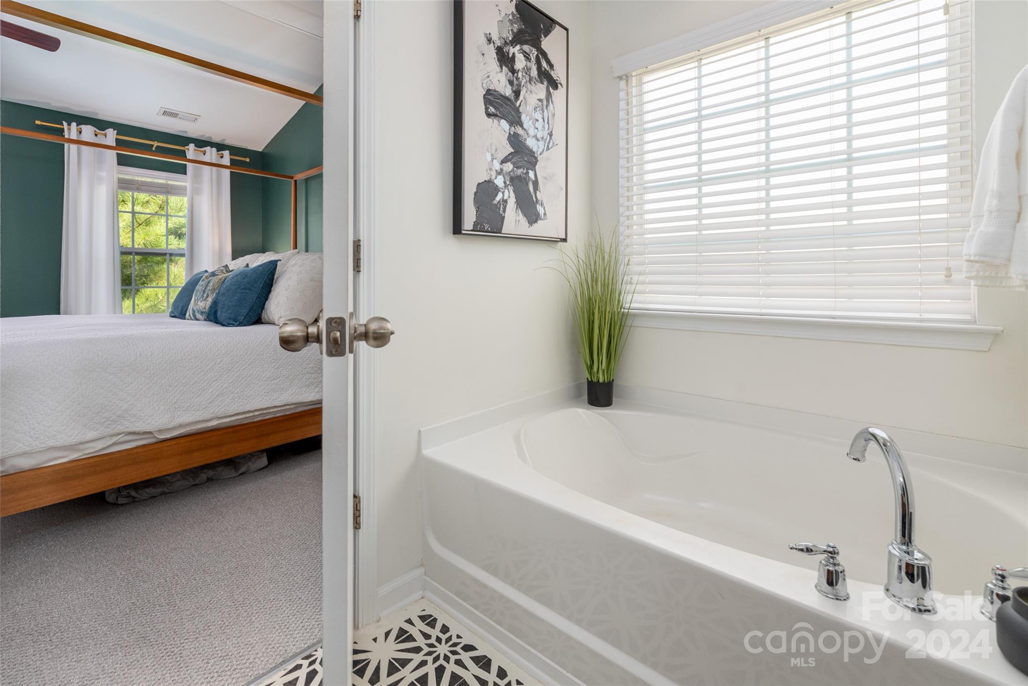 Tanners Creek - Residential