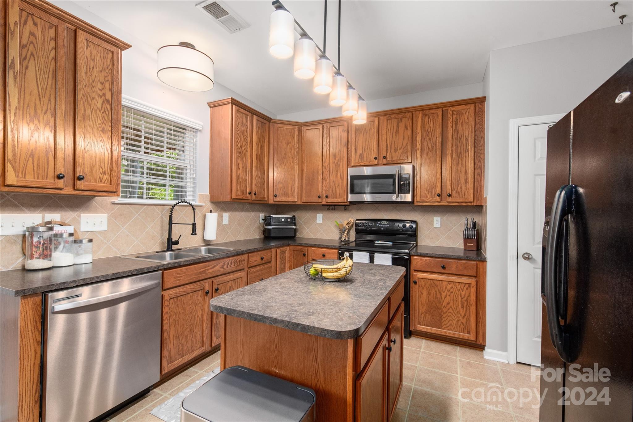 Tanners Creek - Residential