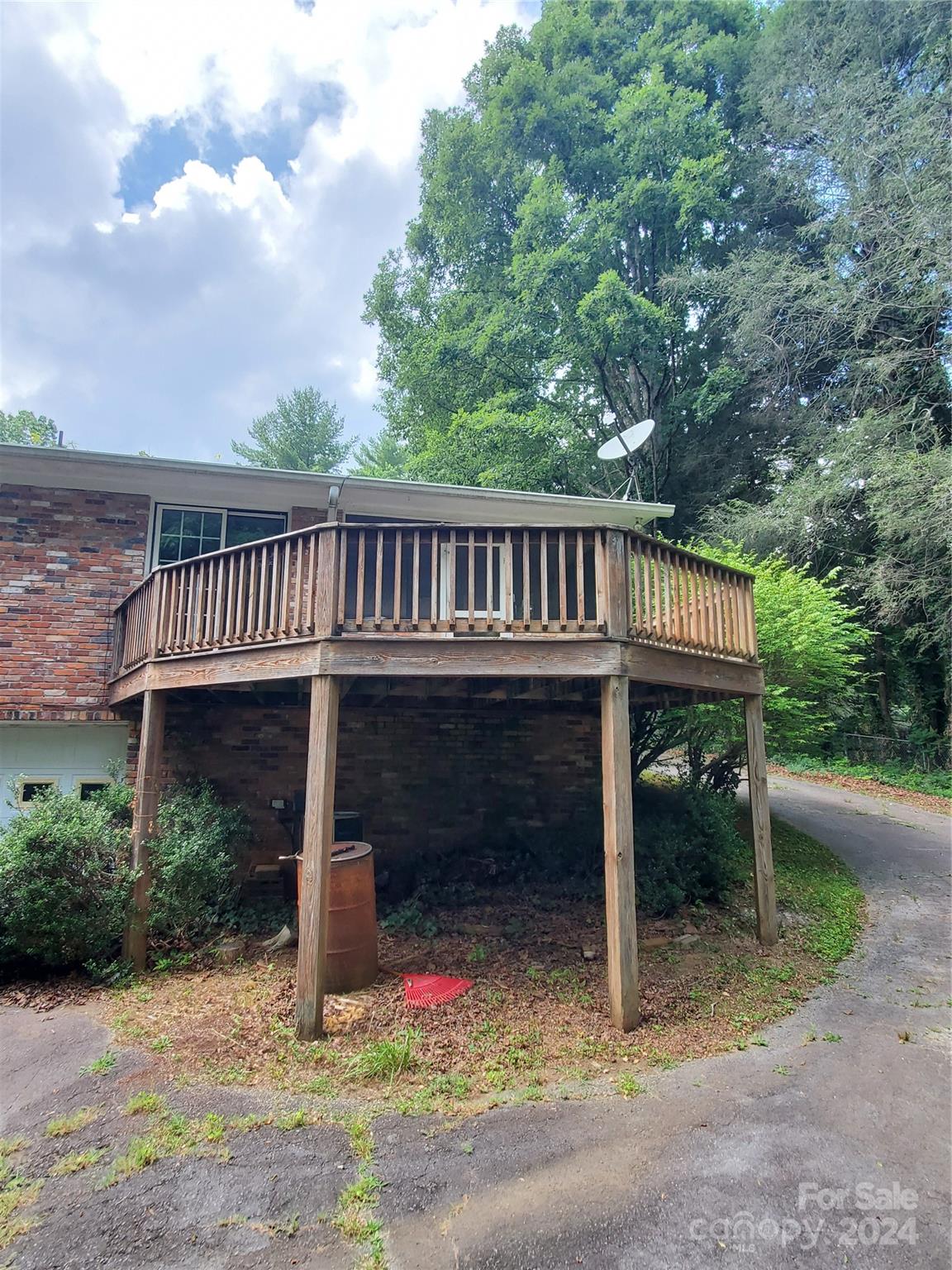 Kanuga Pines - Residential