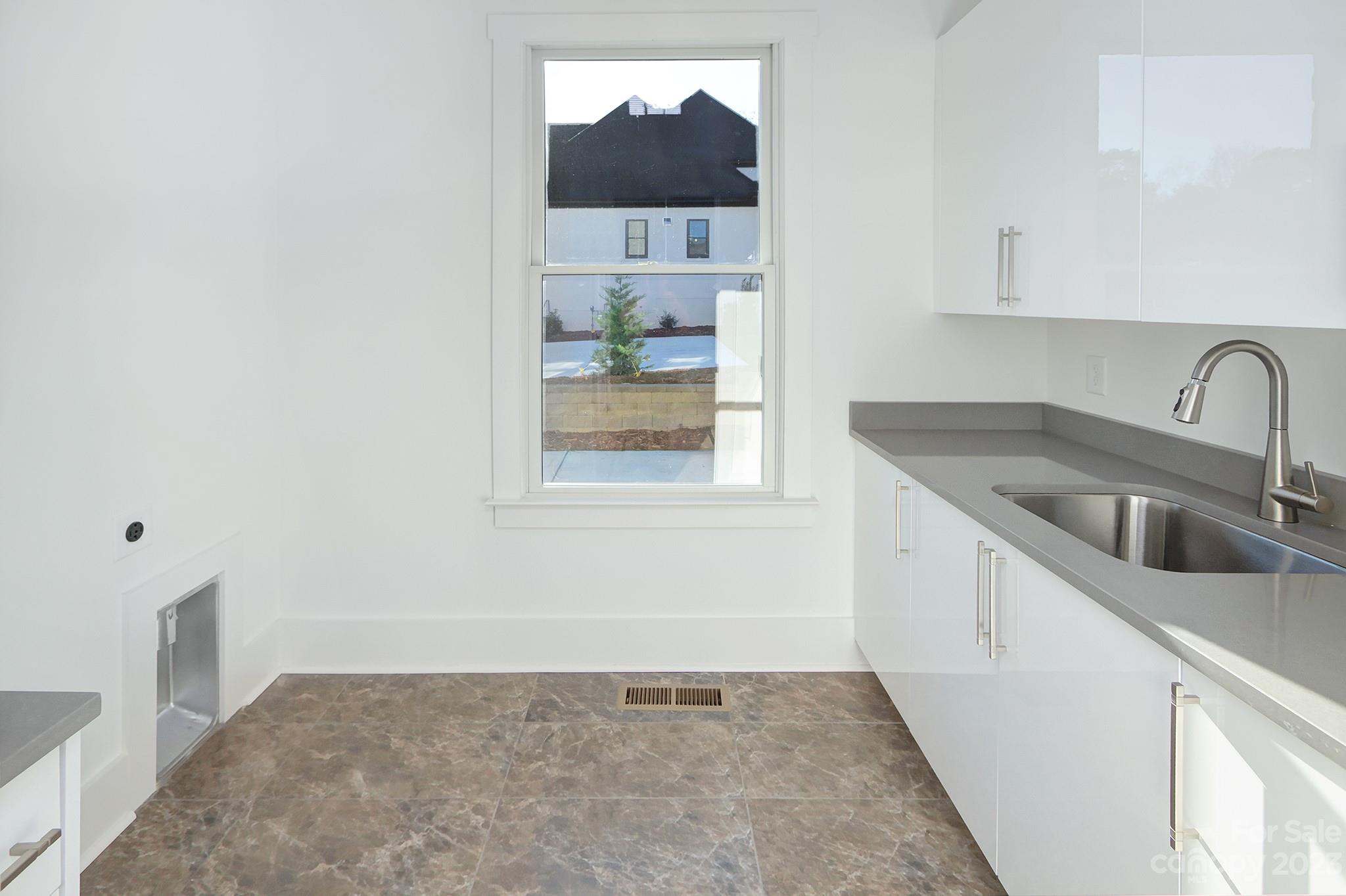 Greyson - Residential