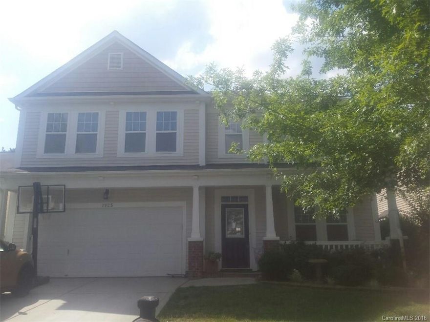 Terrific 4 bedroom 3 bath home with office space. Located in desirable Highland Creek. Home has 2615 sq ft. Open floor plan. Family room, formal dining, office space and sun room on lower level. All bedrooms and 2 full baths upstairs.
Currently tenant occupied.
Tenants vacating on 08/31/2016