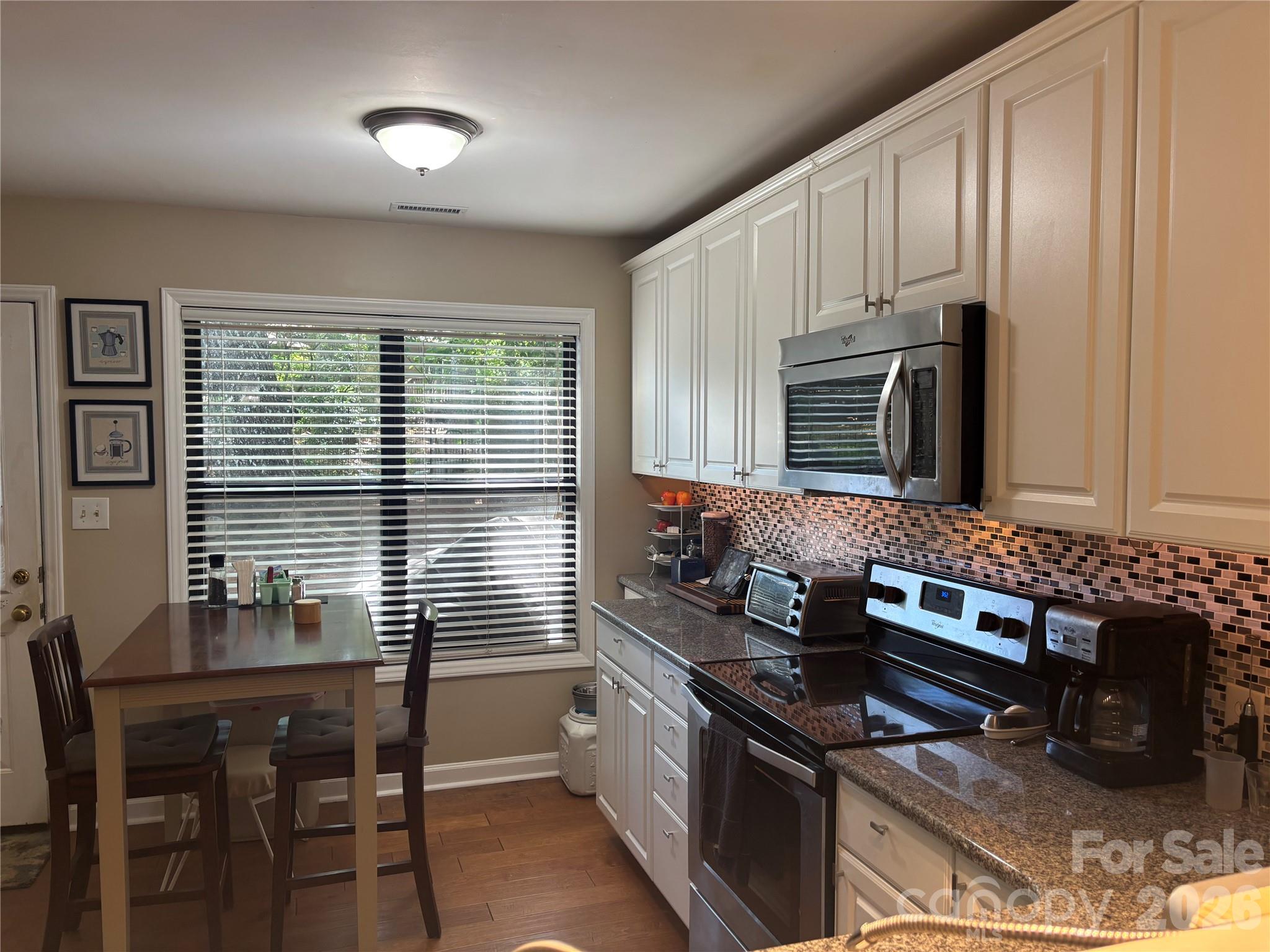 2772 Dogwood Hills Court