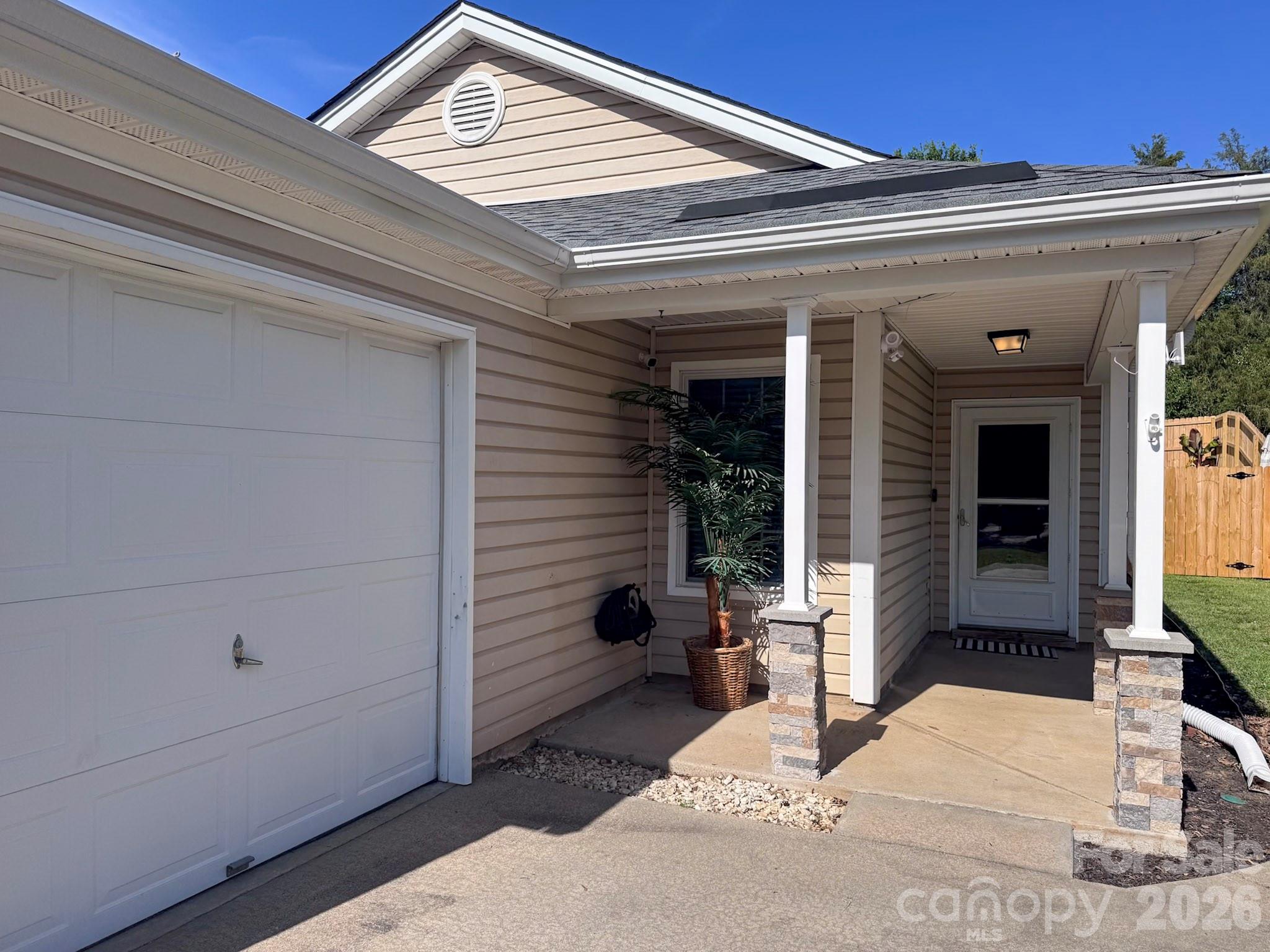 3091 Champion Lane SW