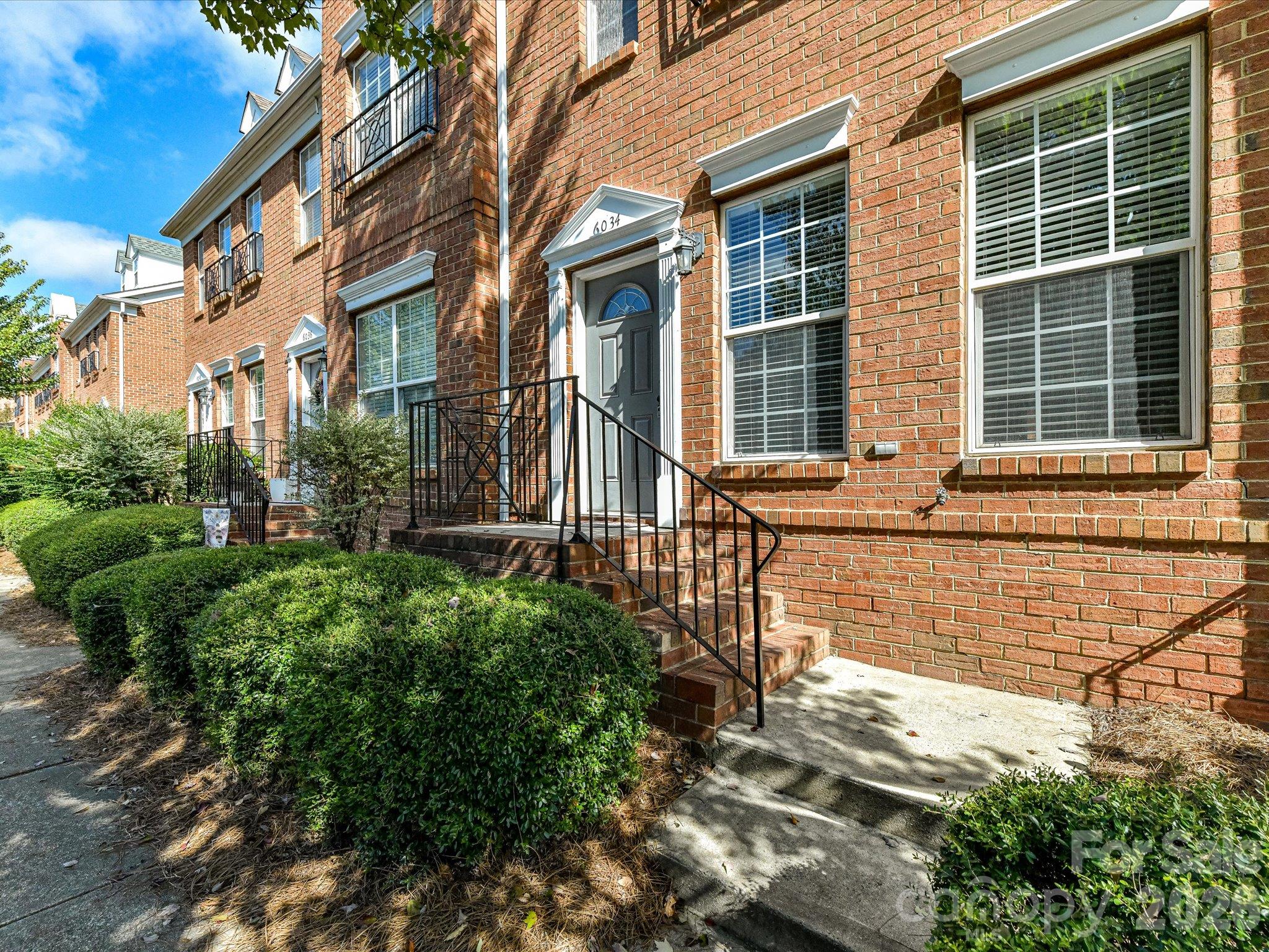 6034 Creft Circle