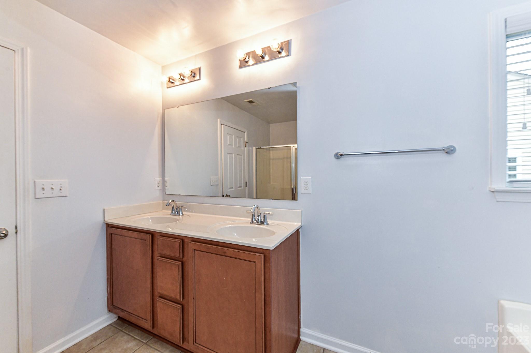 Seven Oaks - Residential